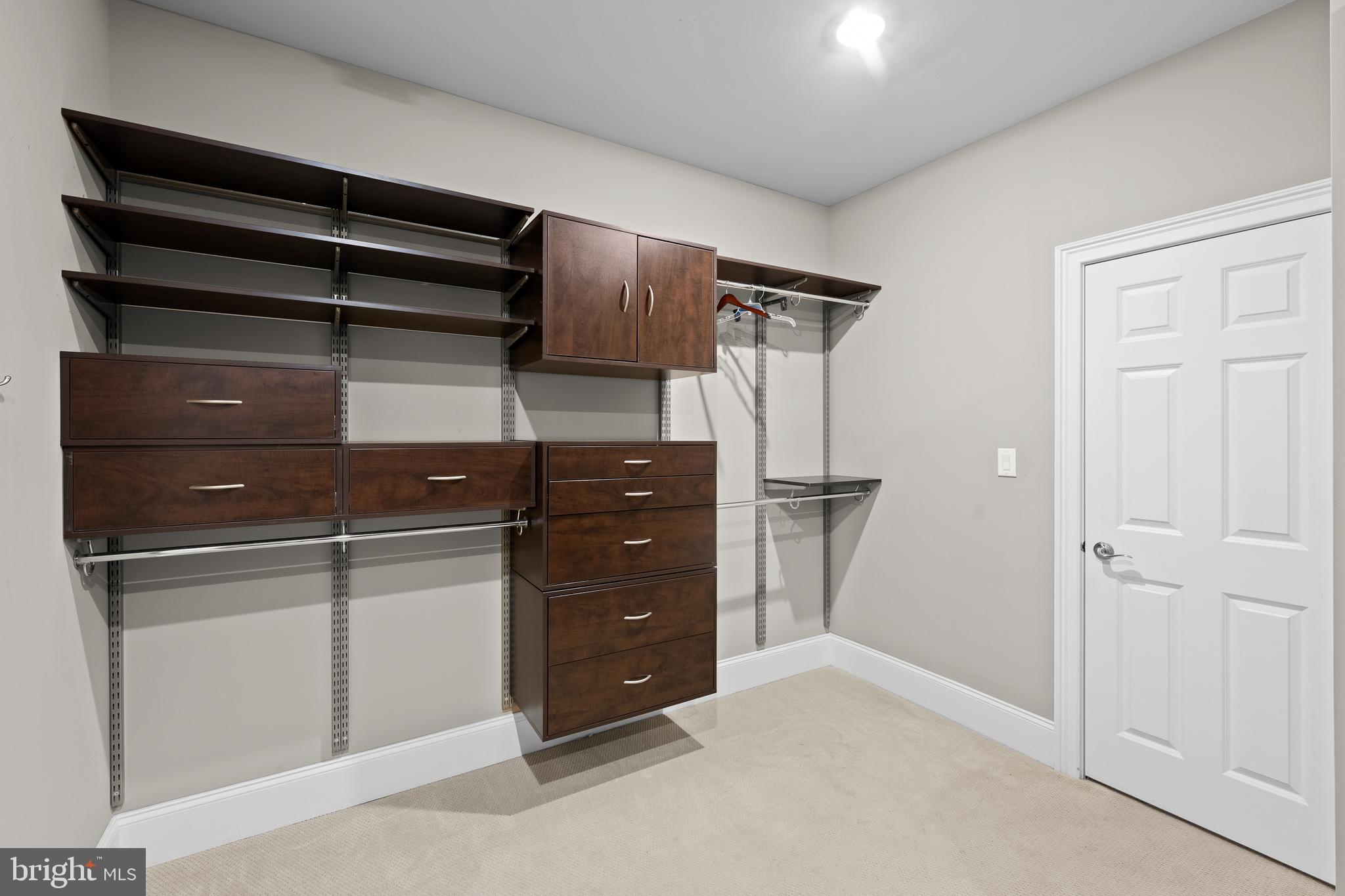 LISETER - Residential