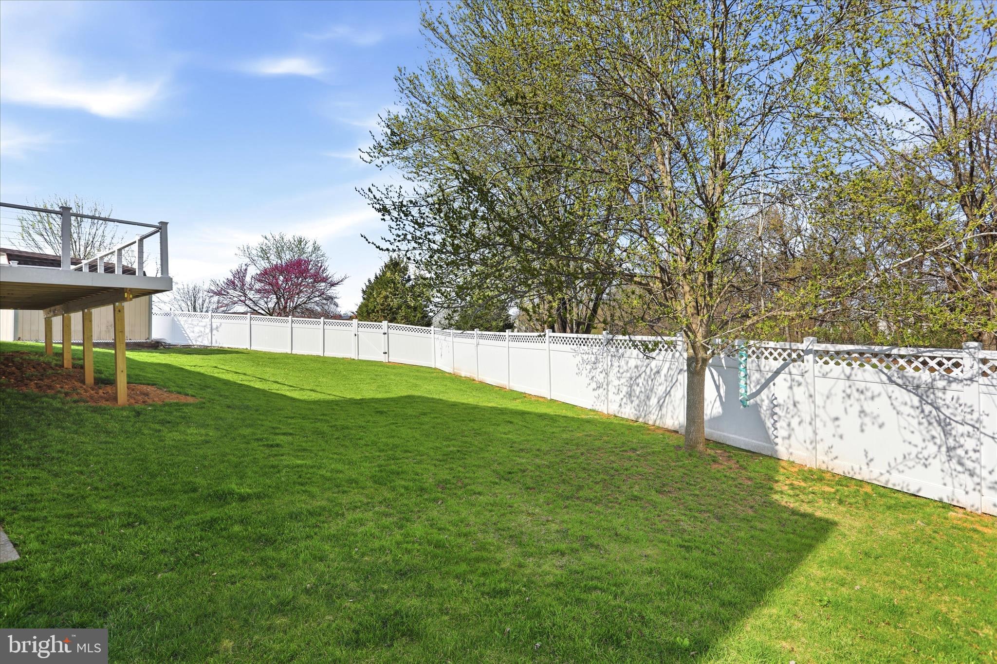 CROSS CREEK - Residential