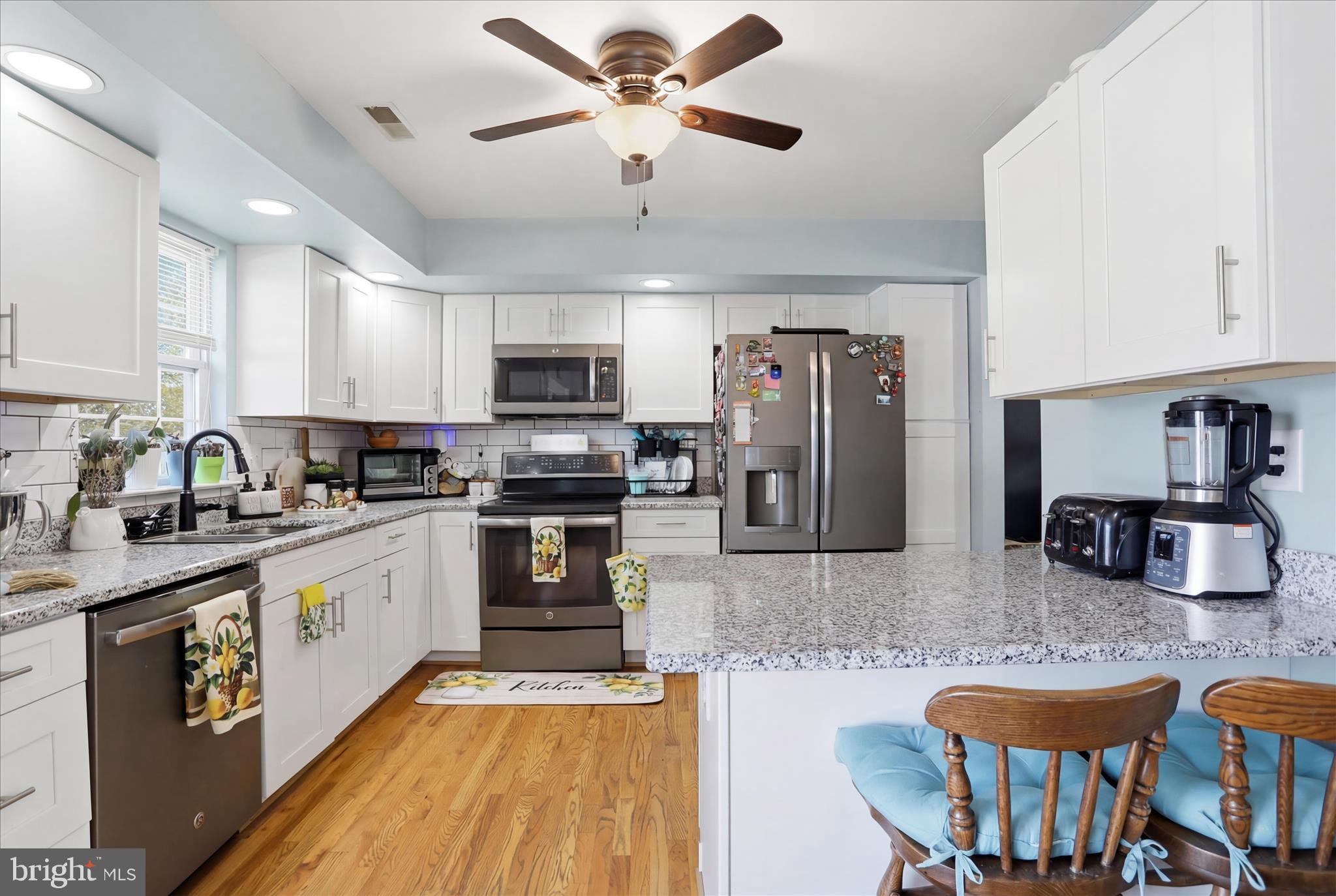 CROSS CREEK - Residential