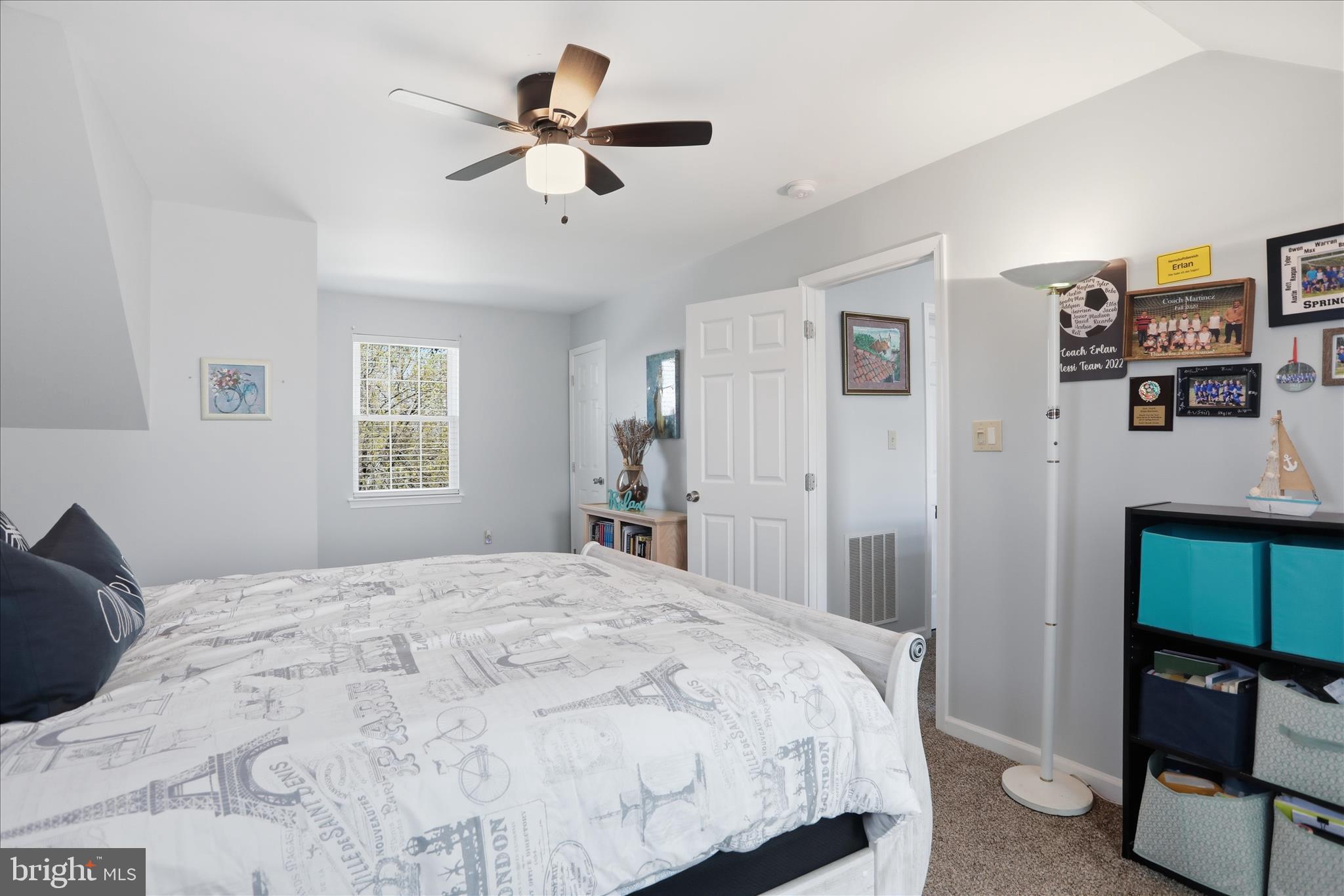 CROSS CREEK - Residential