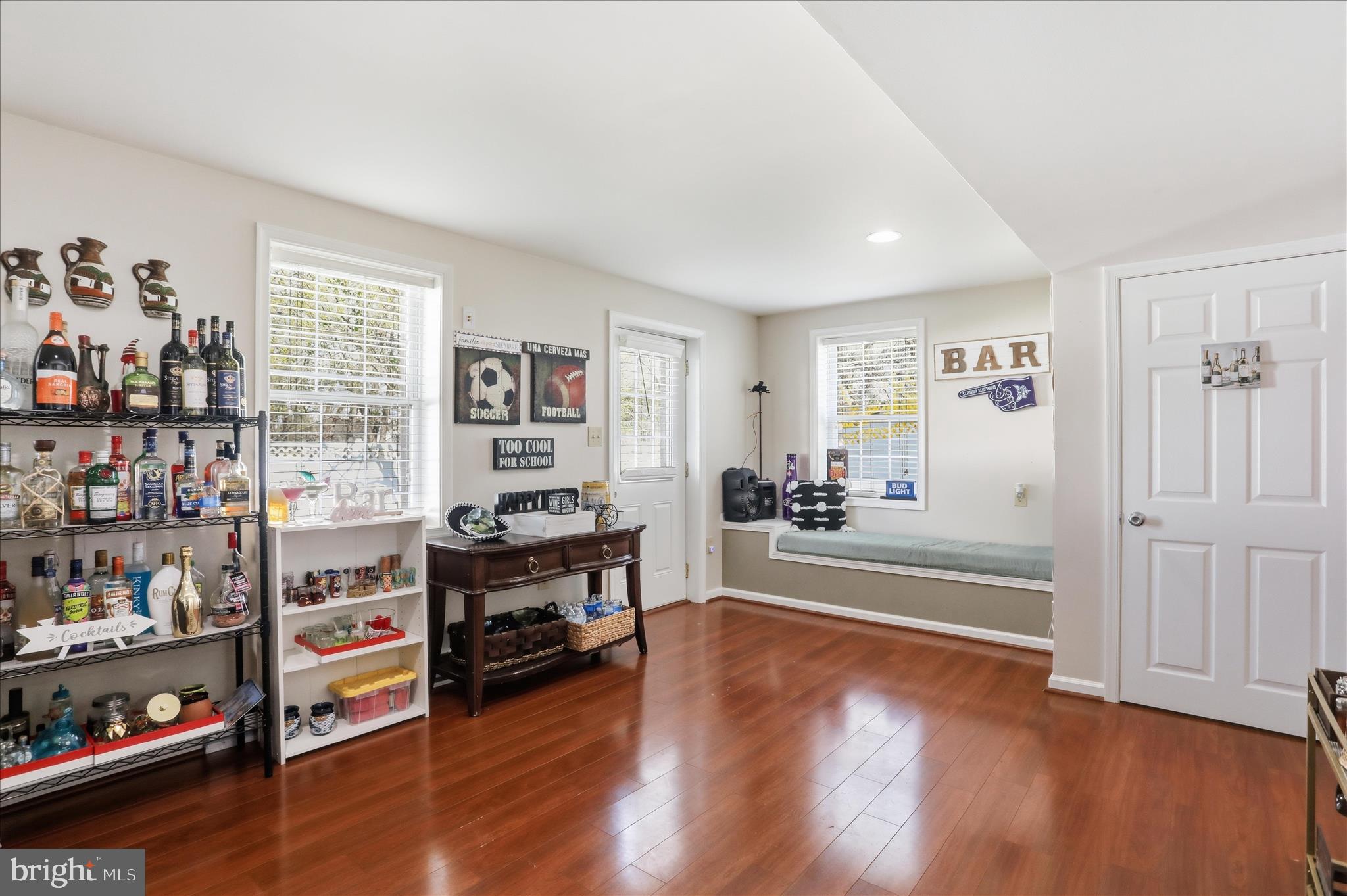 CROSS CREEK - Residential