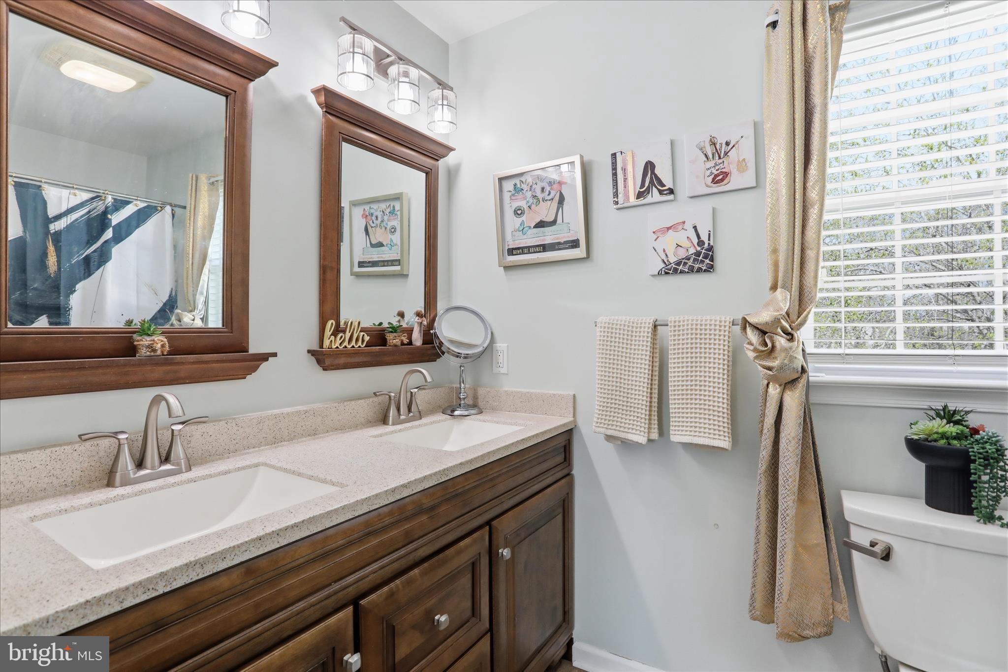 CROSS CREEK - Residential