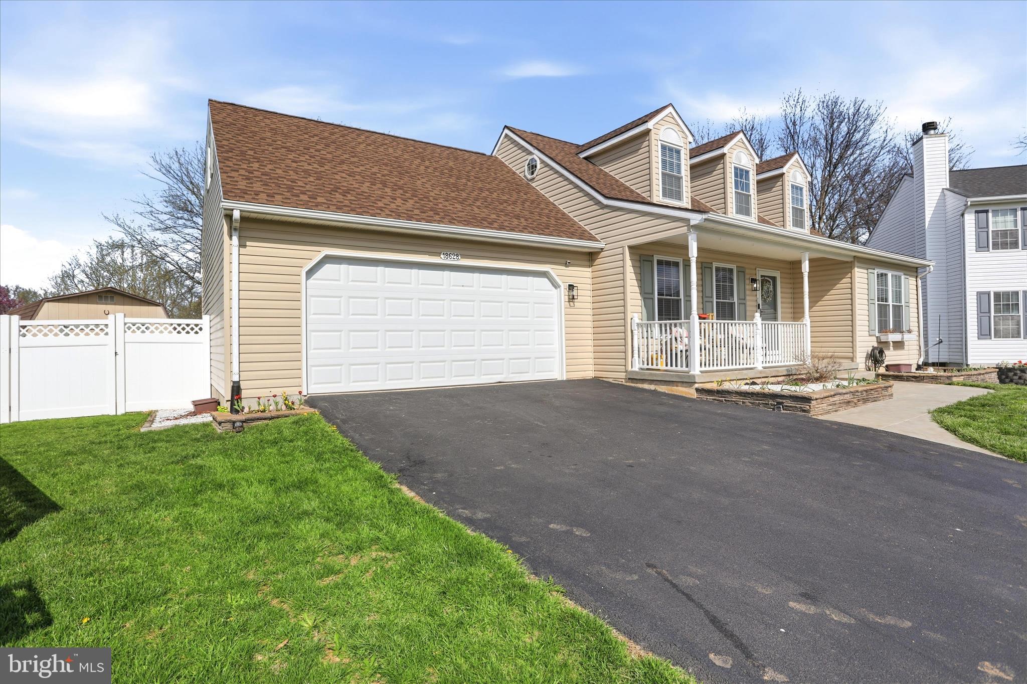 CROSS CREEK - Residential