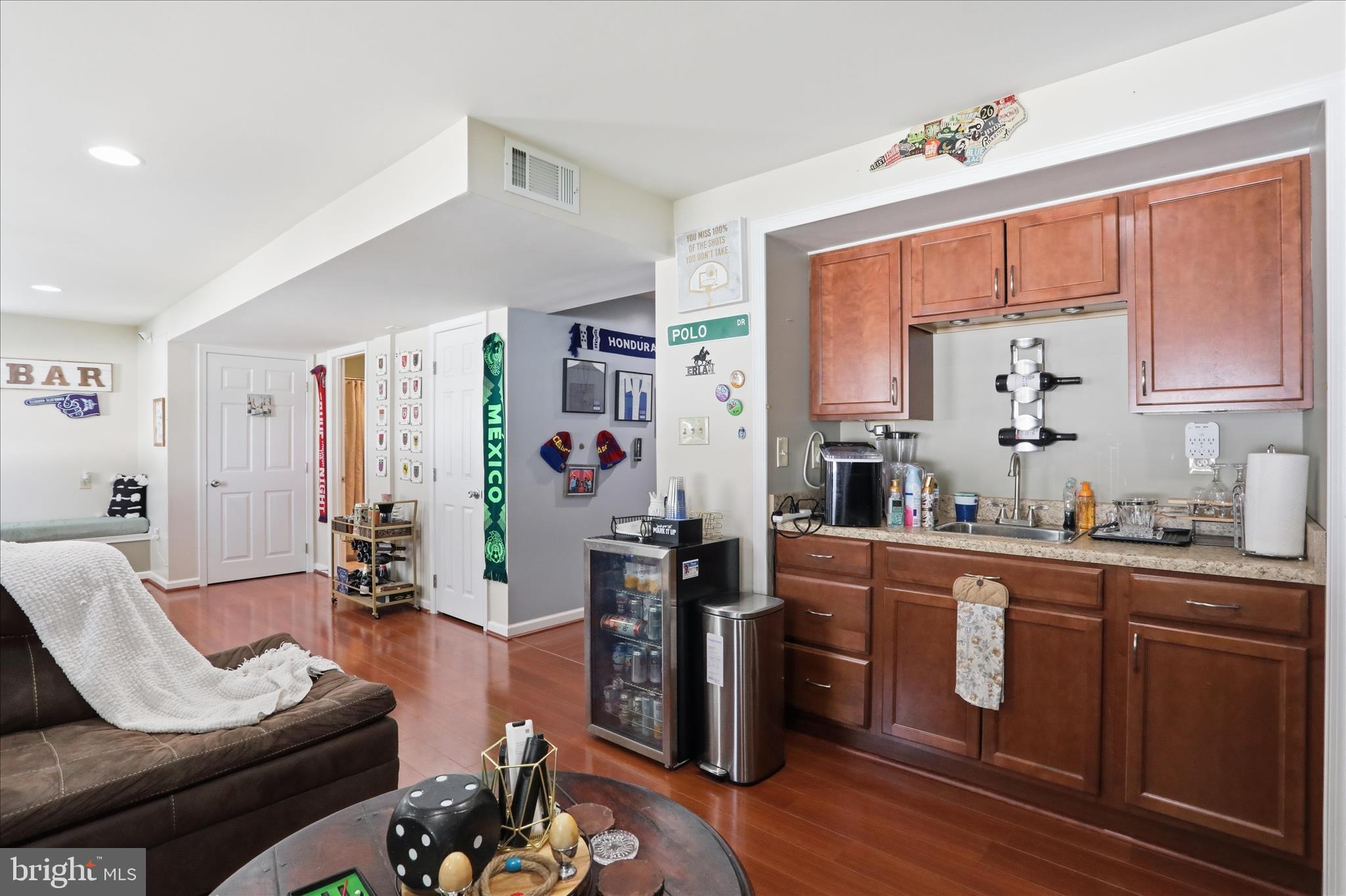 CROSS CREEK - Residential