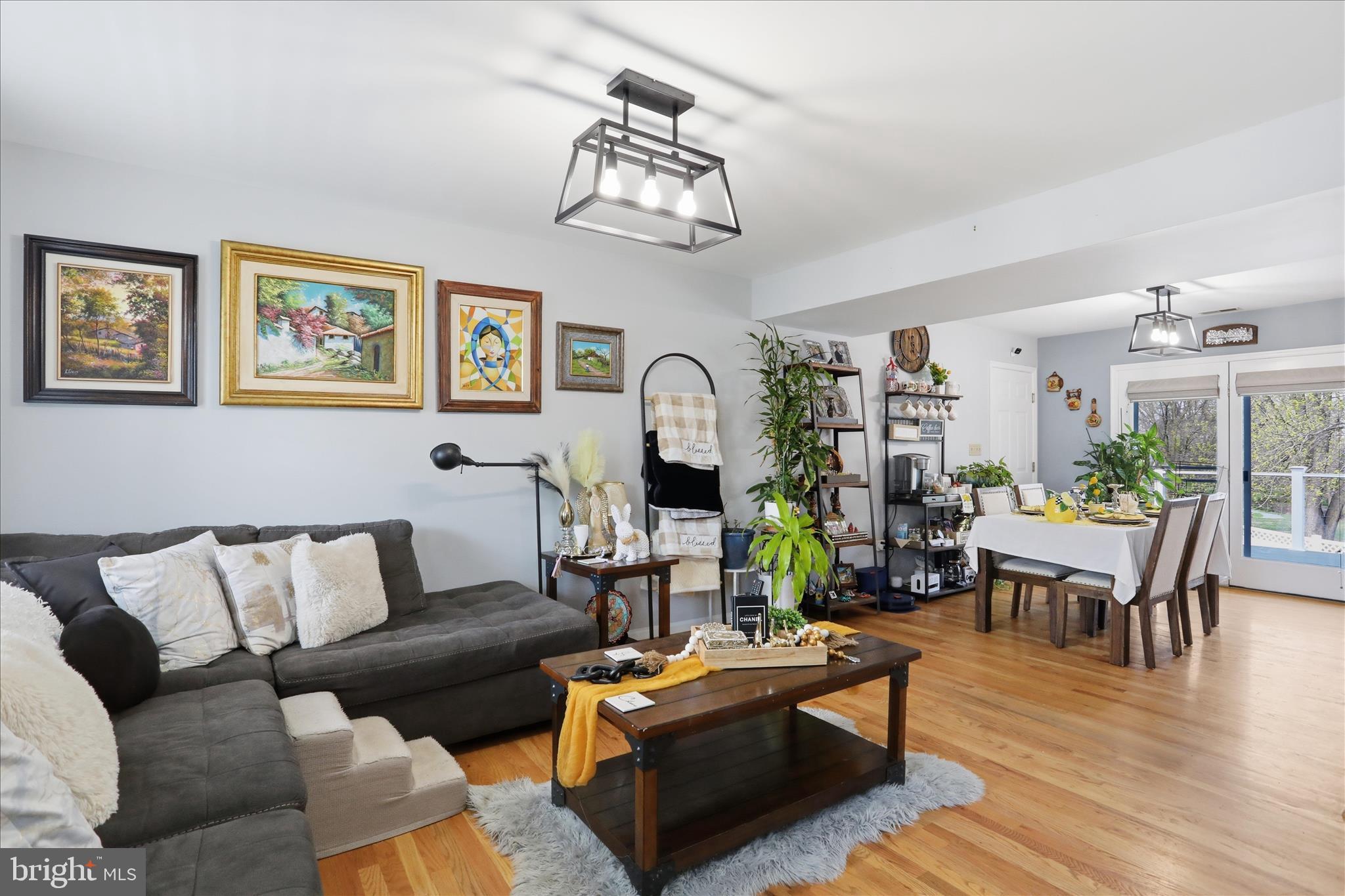 CROSS CREEK - Residential