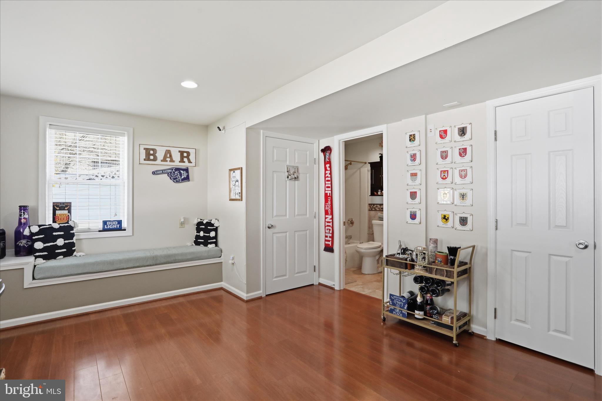 CROSS CREEK - Residential