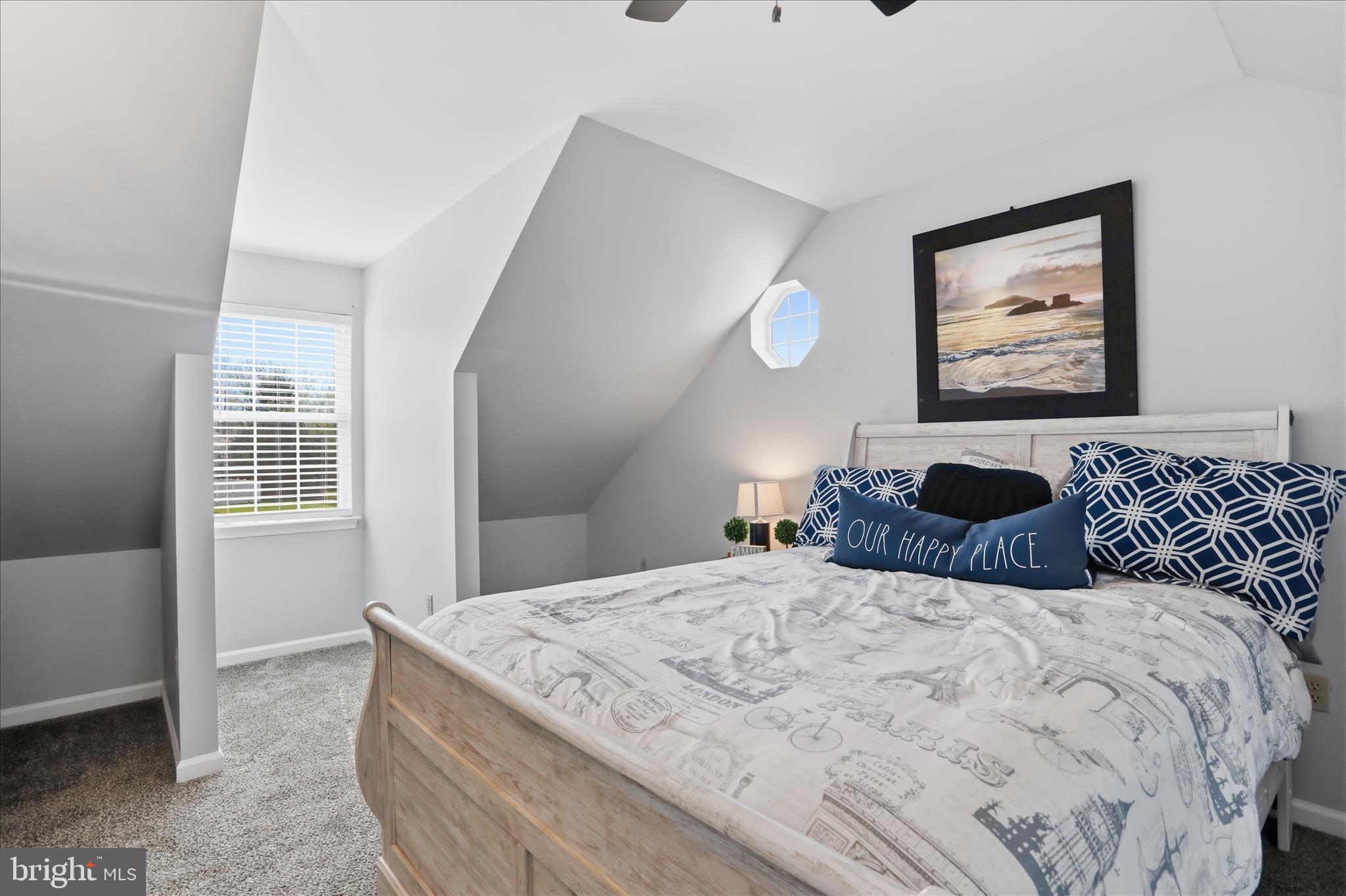 CROSS CREEK - Residential