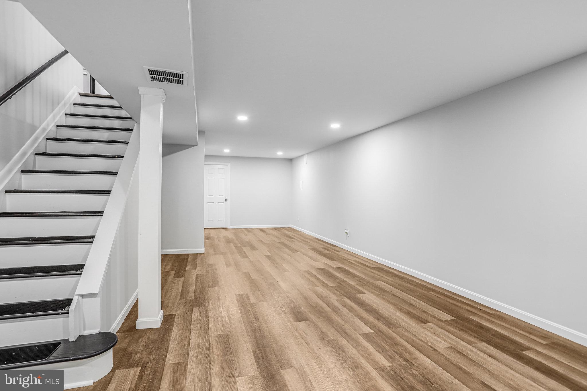 ROGERS HEIGHTS - Residential