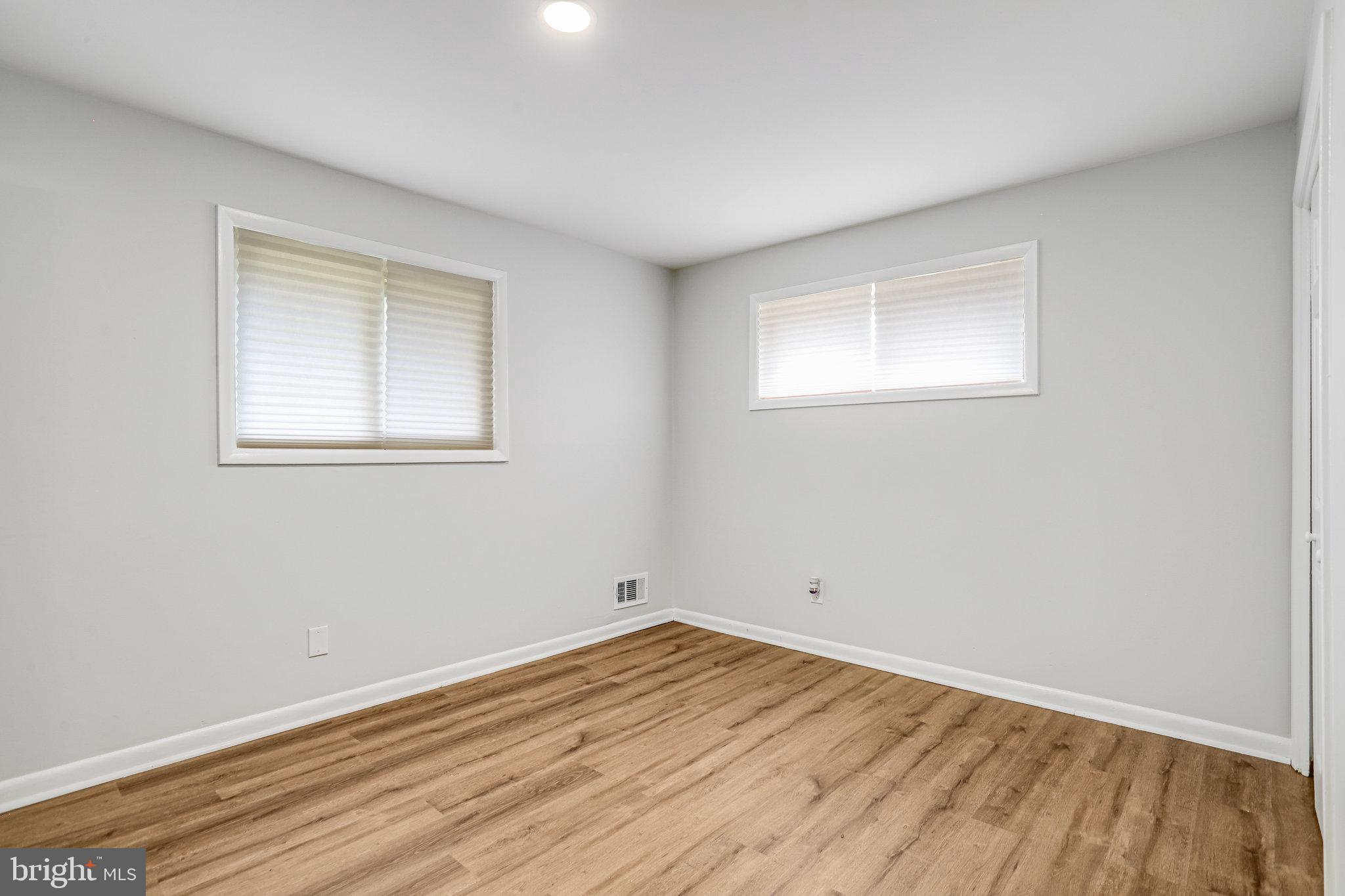 ROGERS HEIGHTS - Residential