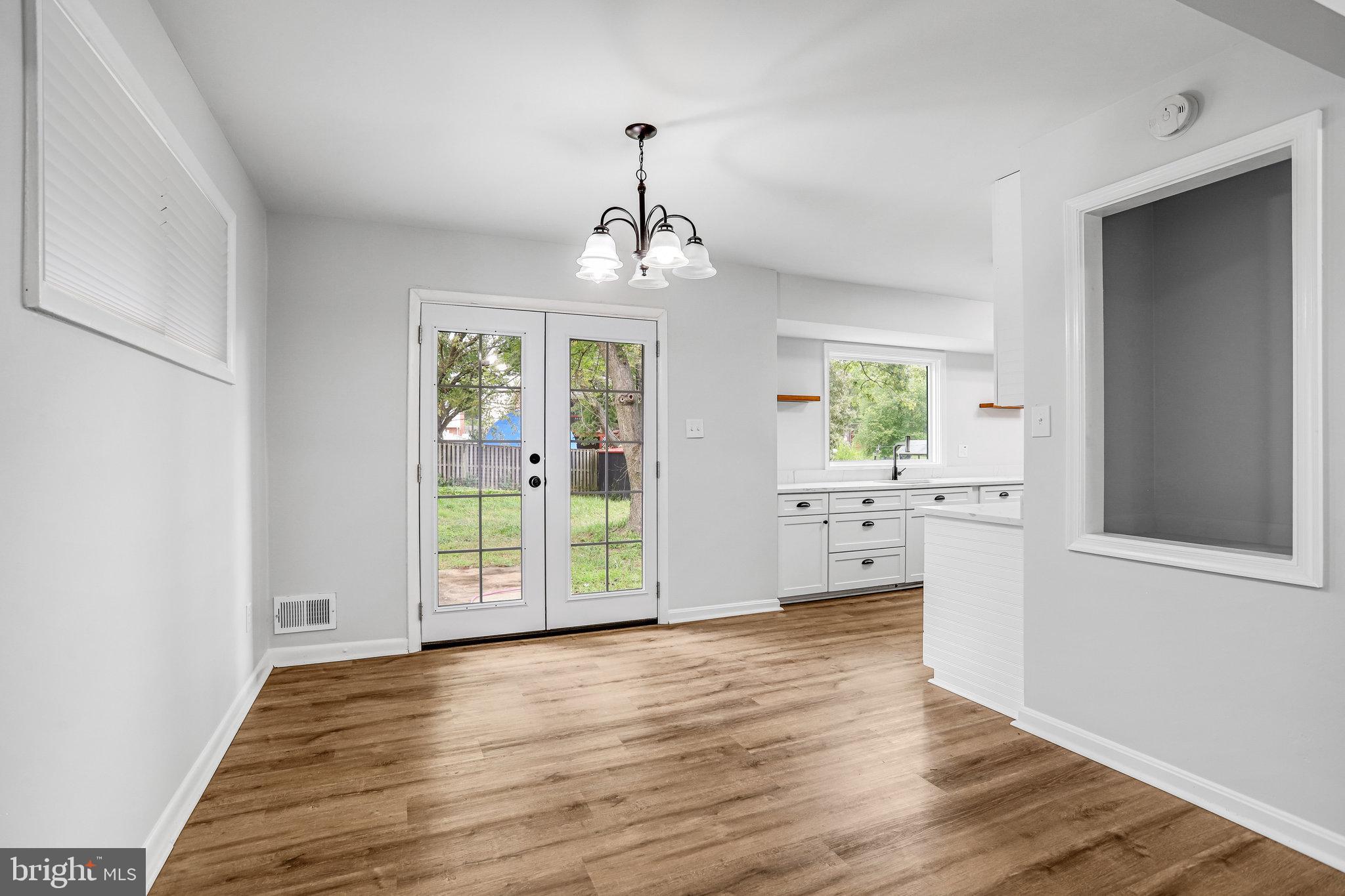 ROGERS HEIGHTS - Residential