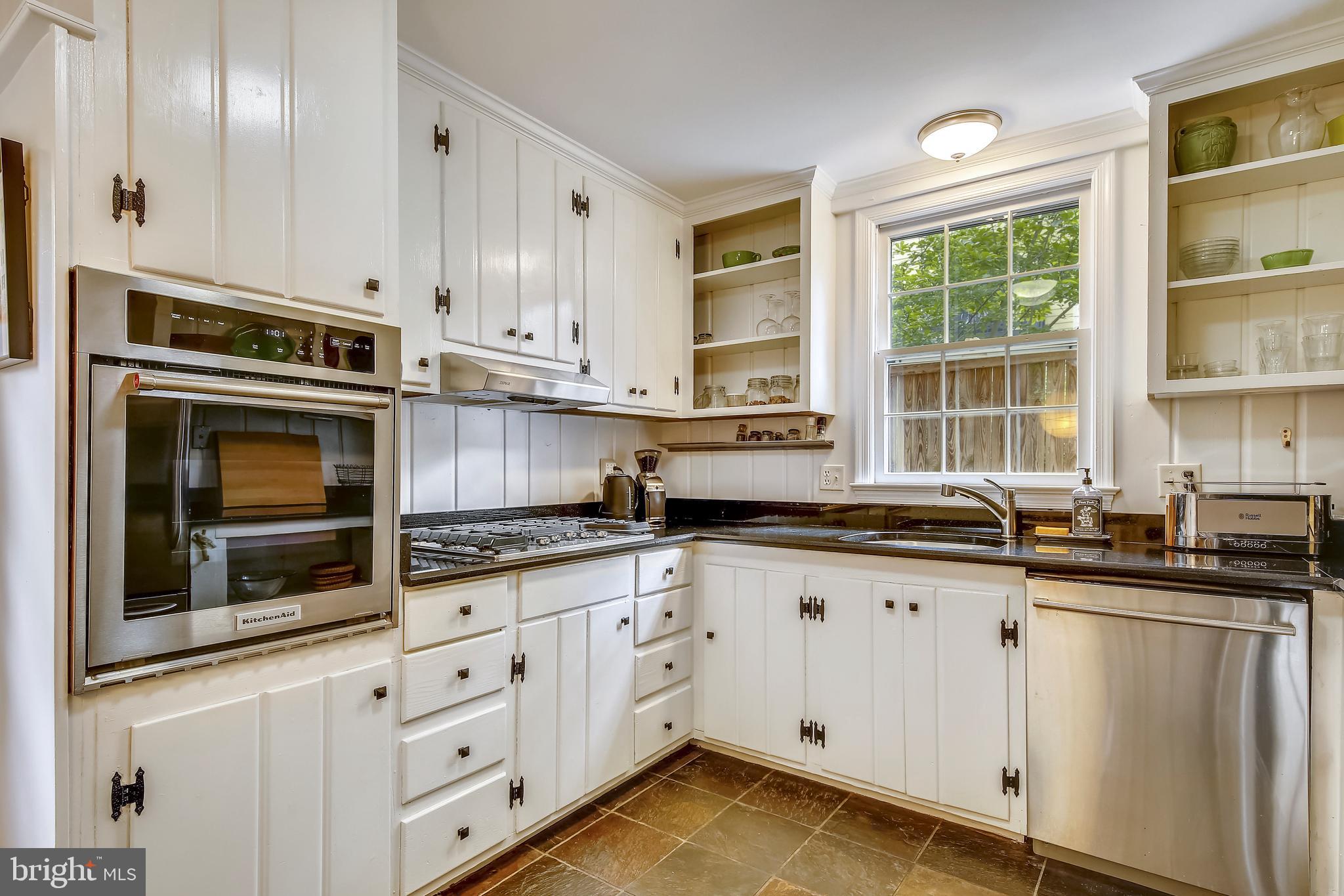 OLD TOWN - Residential Lease