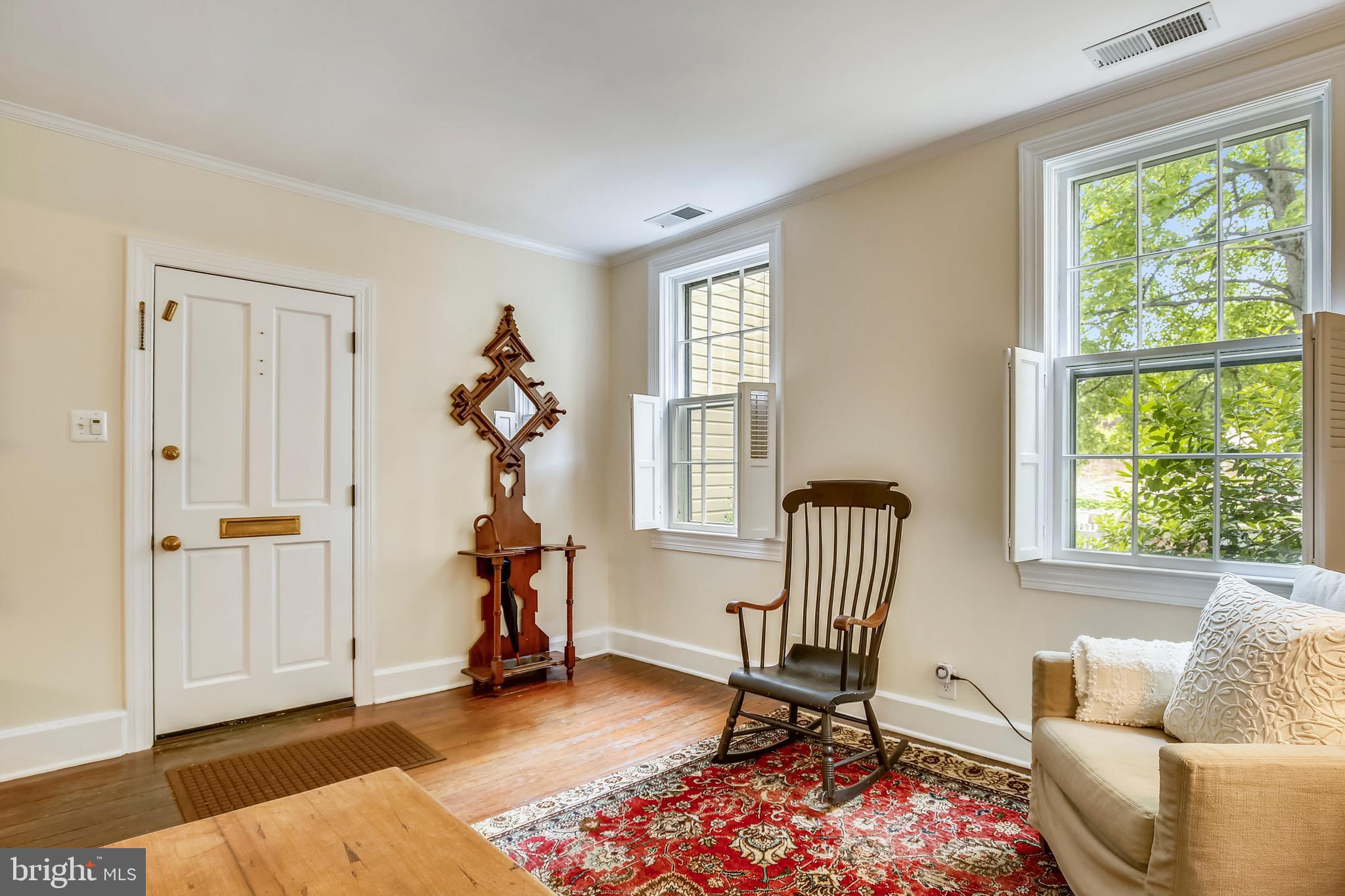 OLD TOWN - Residential Lease