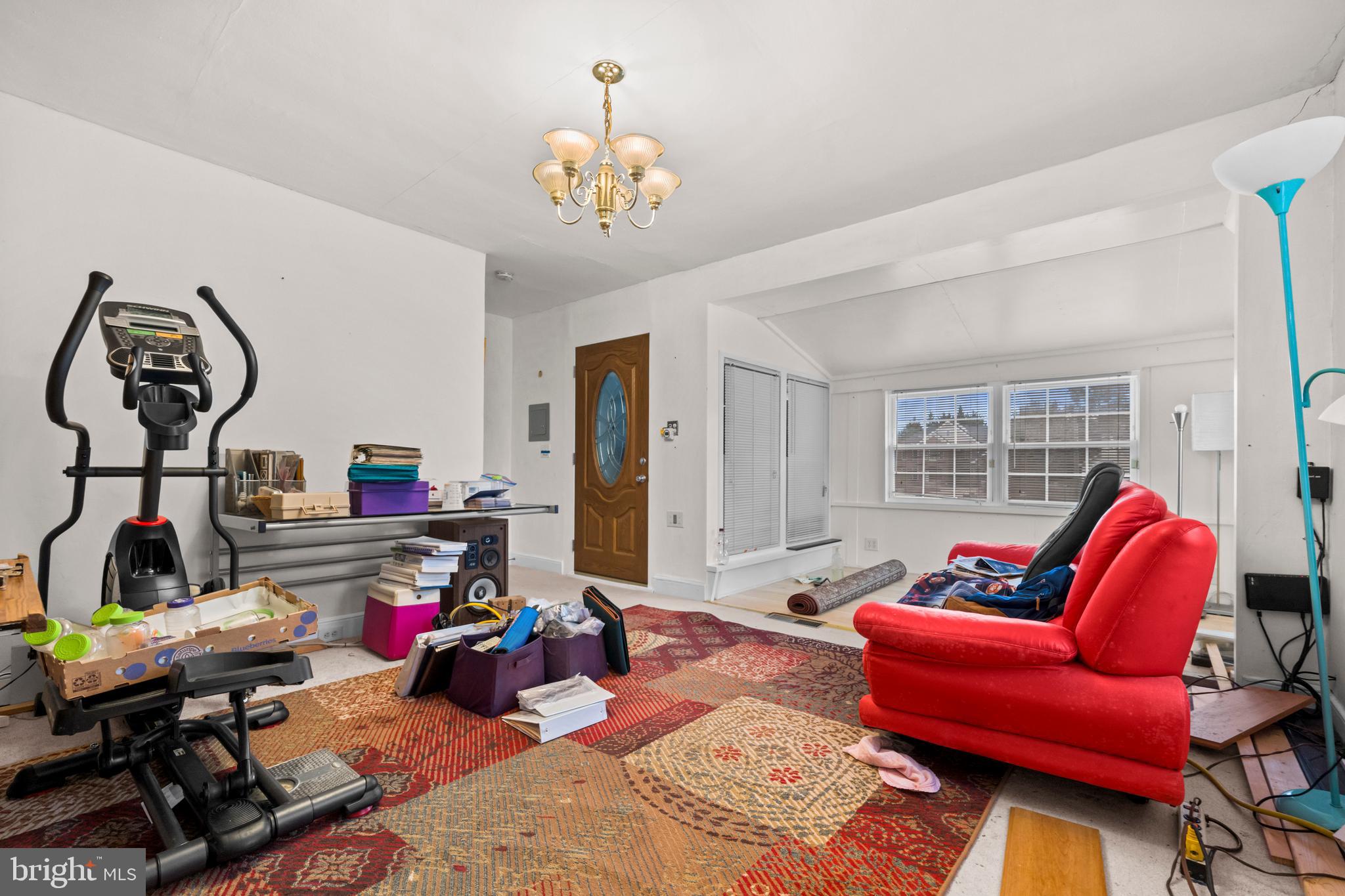 8208 MOUNT VERNON HIGHWAY