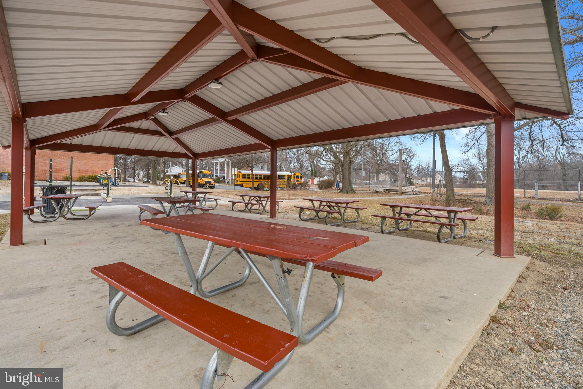 GUM SPRINGS - Residential