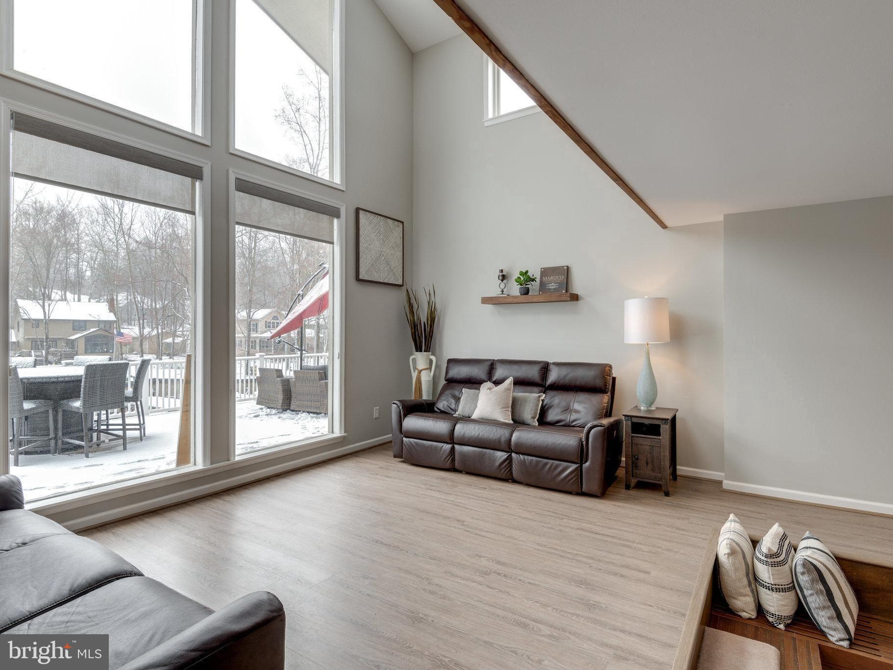 LAKE OF THE WOODS - Residential