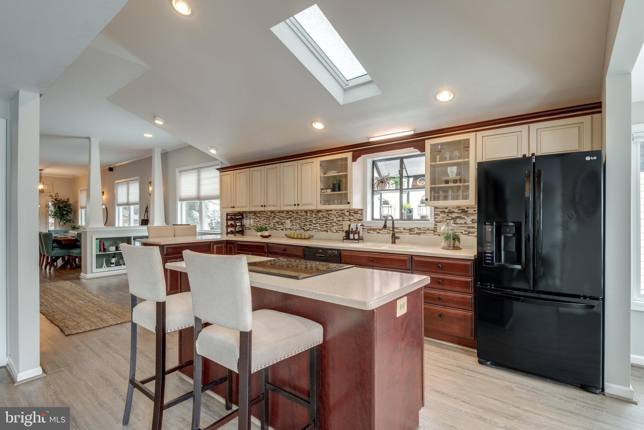 LAKE OF THE WOODS - Residential