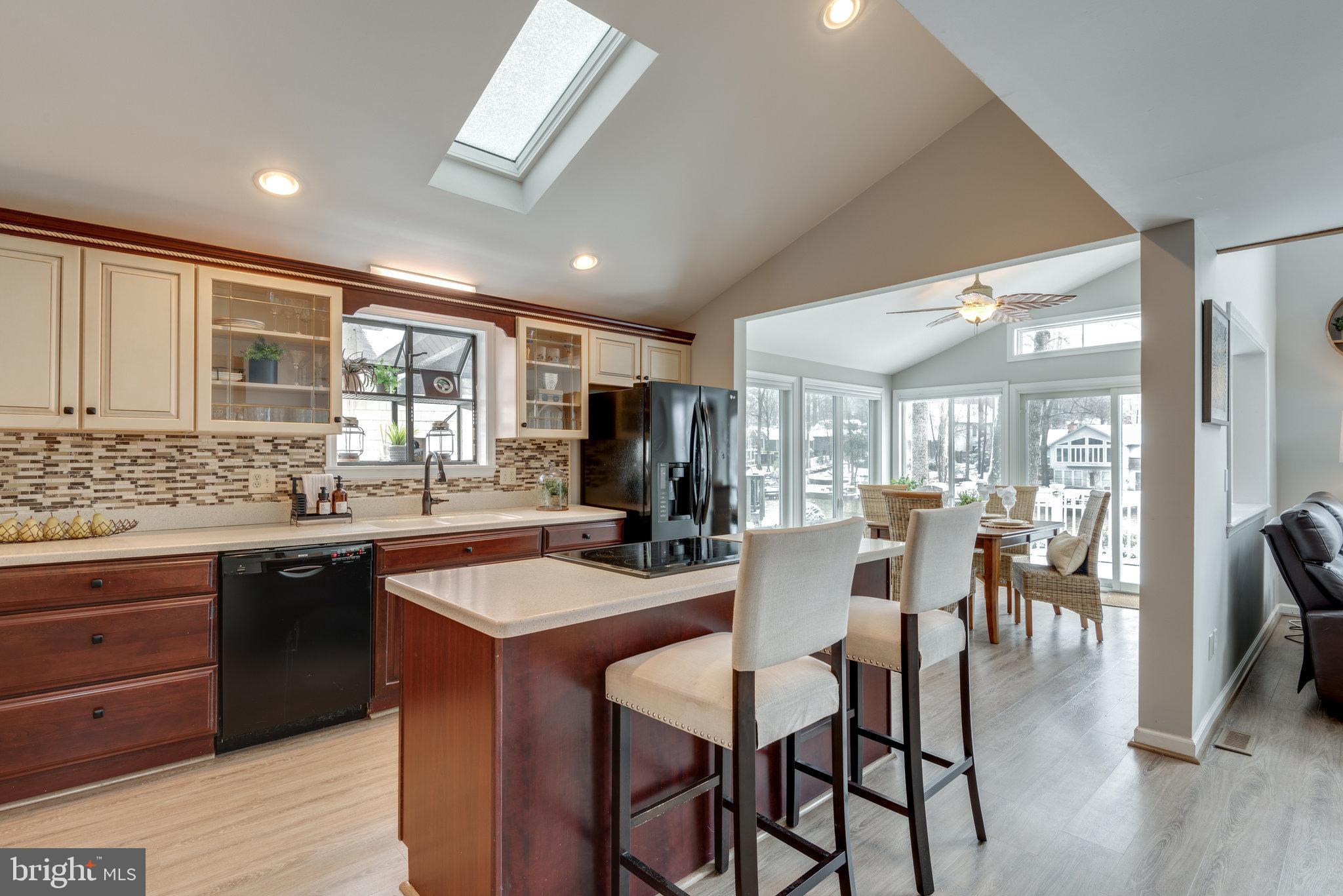 LAKE OF THE WOODS - Residential