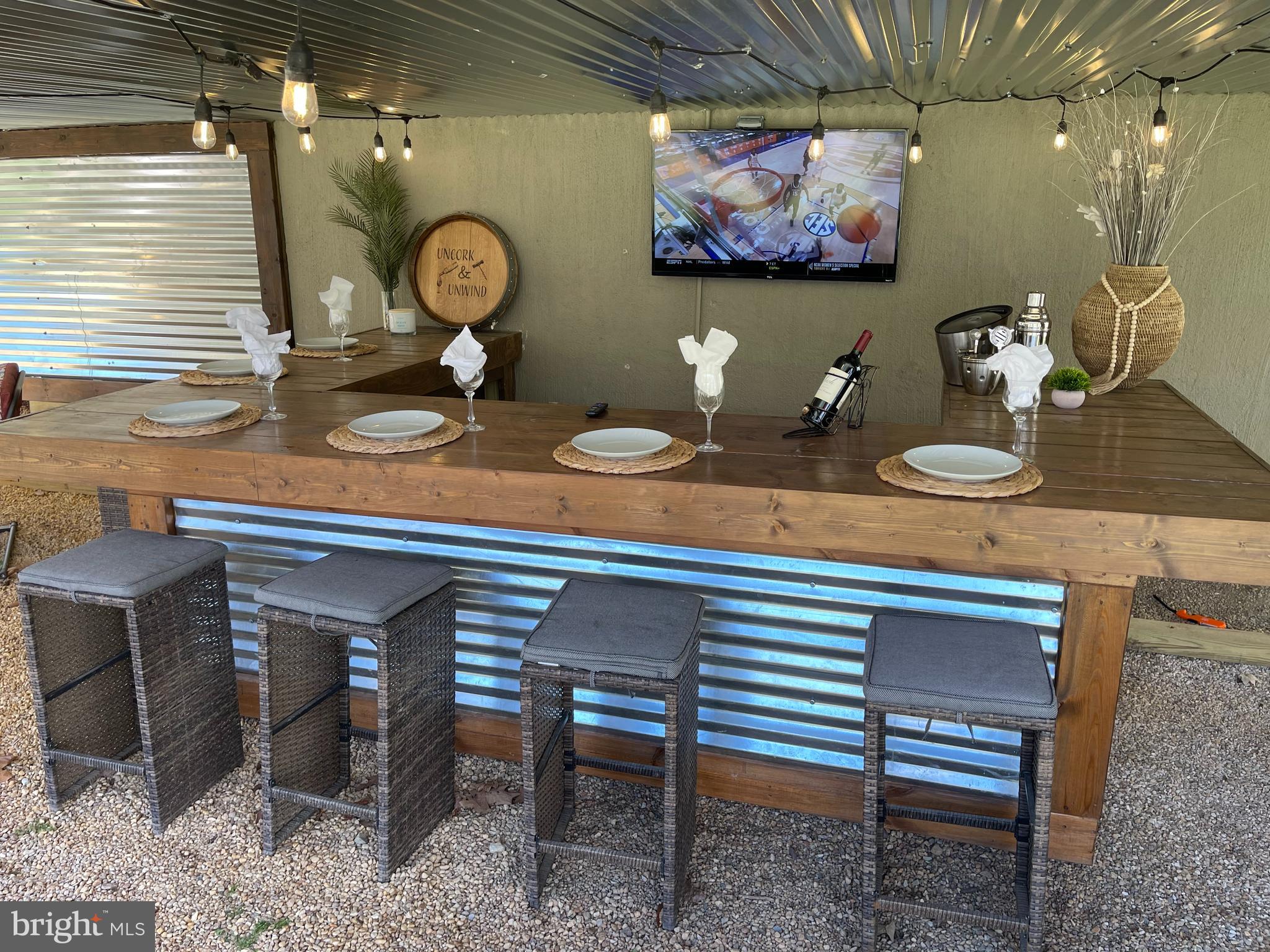 LAKE OF THE WOODS - Residential