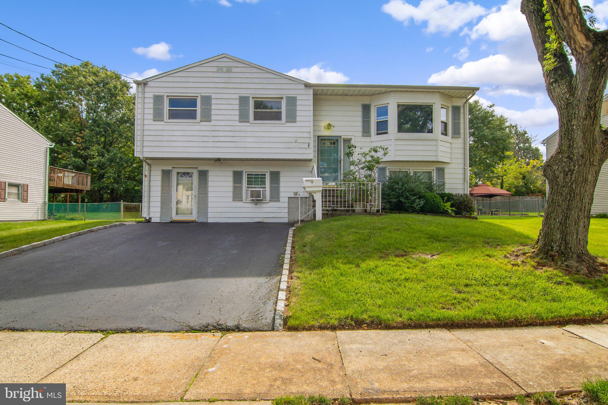 31 HEIDI DRIVE