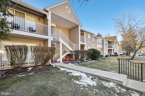 88 Lindsey Court, Franklin Park, NJ MLS: NJSO2004092