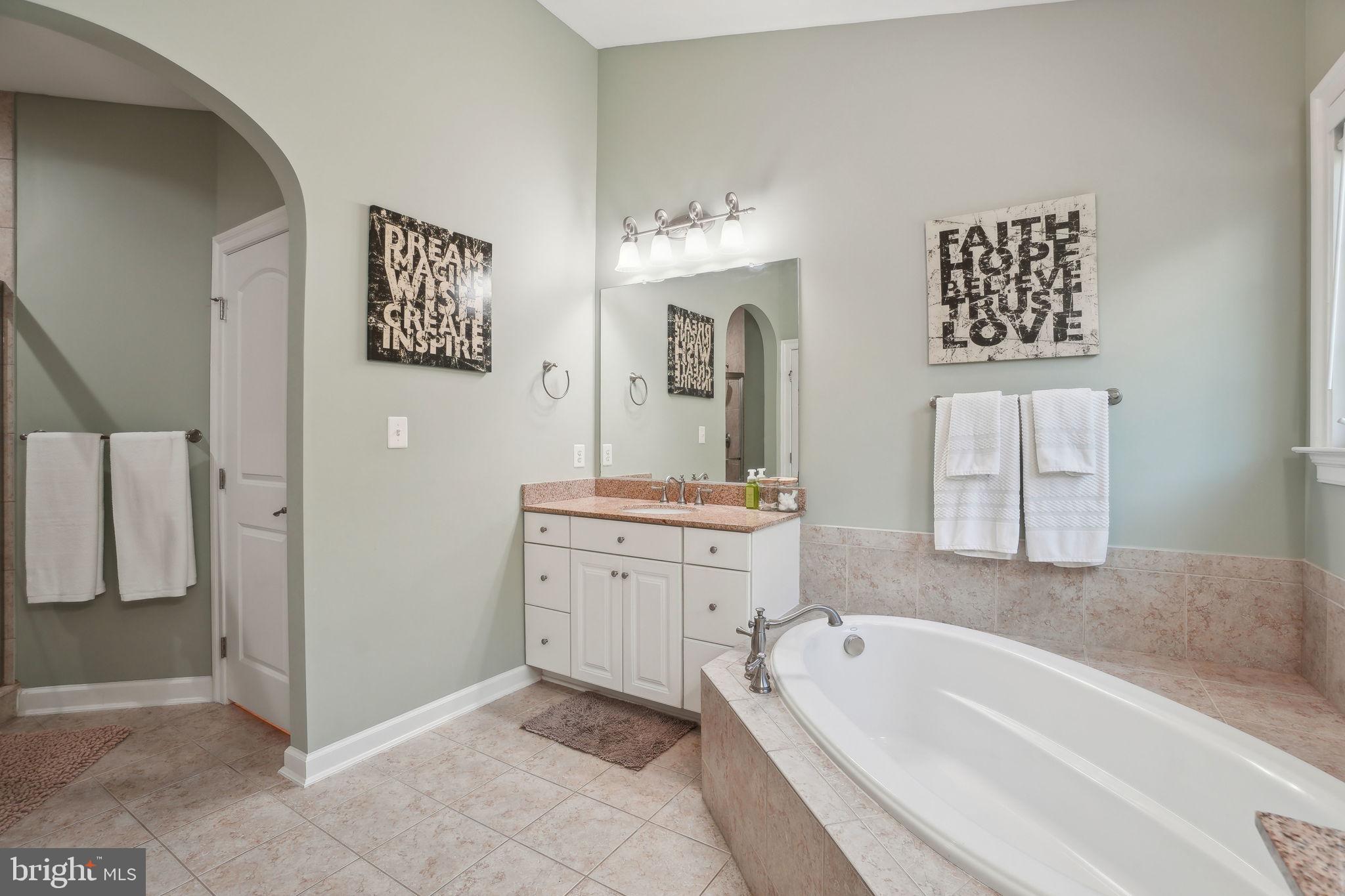 FAIRLAND PARK - Residential