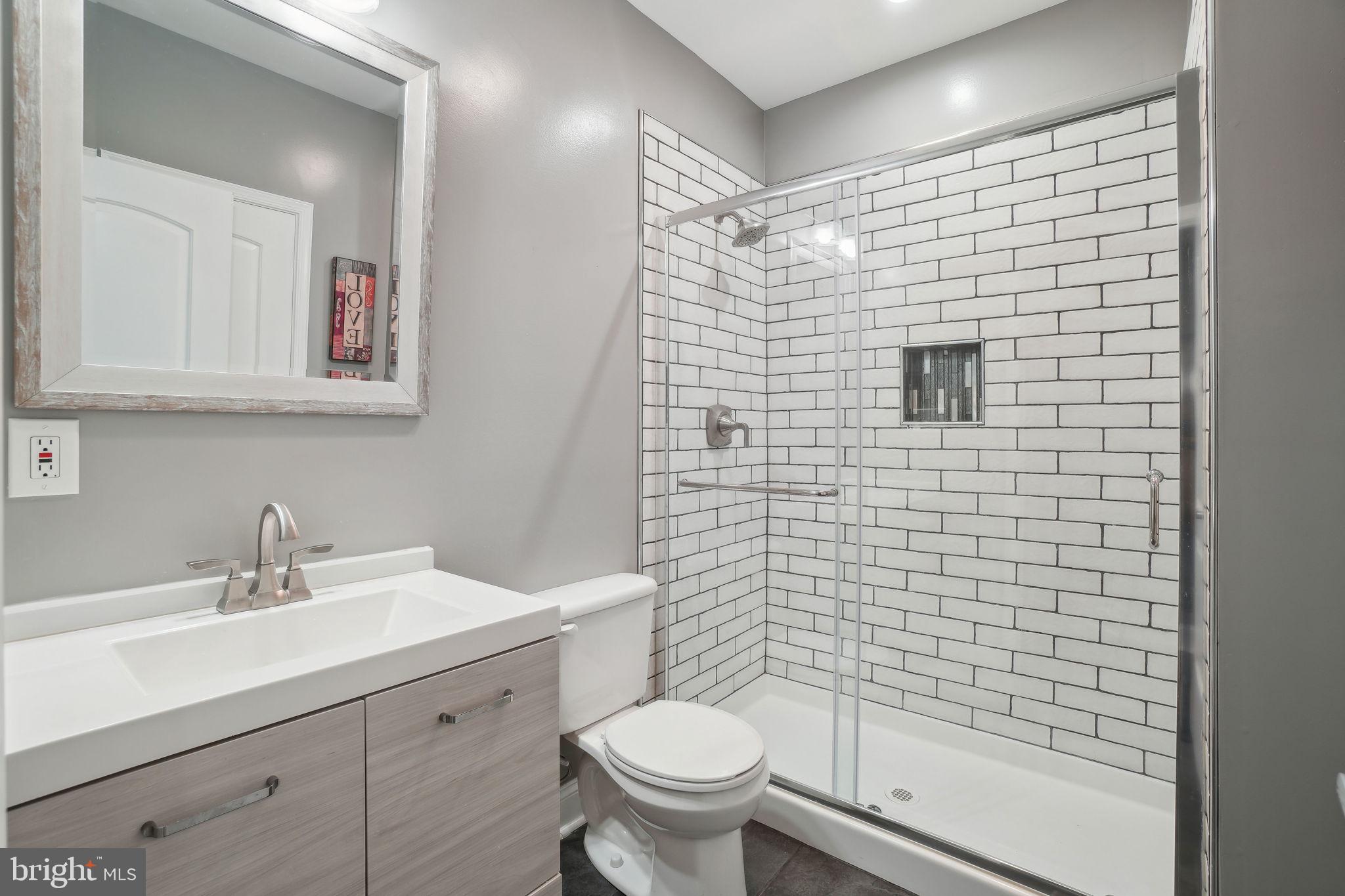 FAIRLAND PARK - Residential