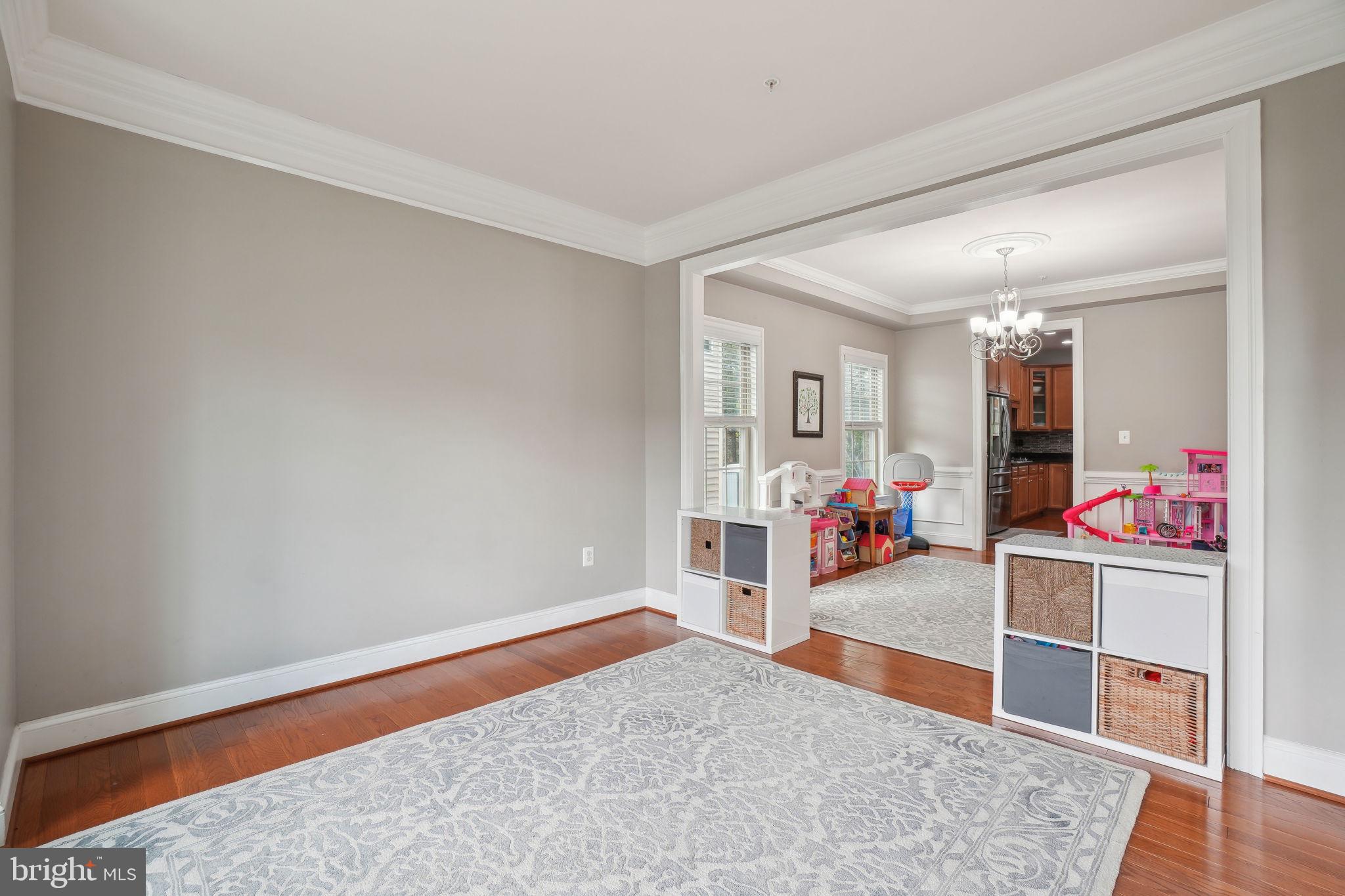 FAIRLAND PARK - Residential