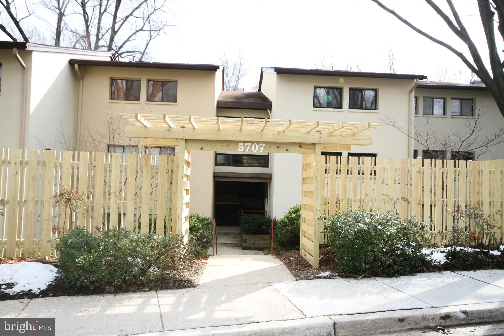 Natural light filled 1 bedroom condo on top floor in quiet neighborhood yet very convenient location Heat & AC updated in 2010, neutral decor in paint & carpet. The storage in this condo will surprise you, very good closet space + 2 storage rooms on balcony.. Close to Howard County Hospital & Community College. Gym & Village Center short distance from condo. EZ access to The Mall & restaurants.