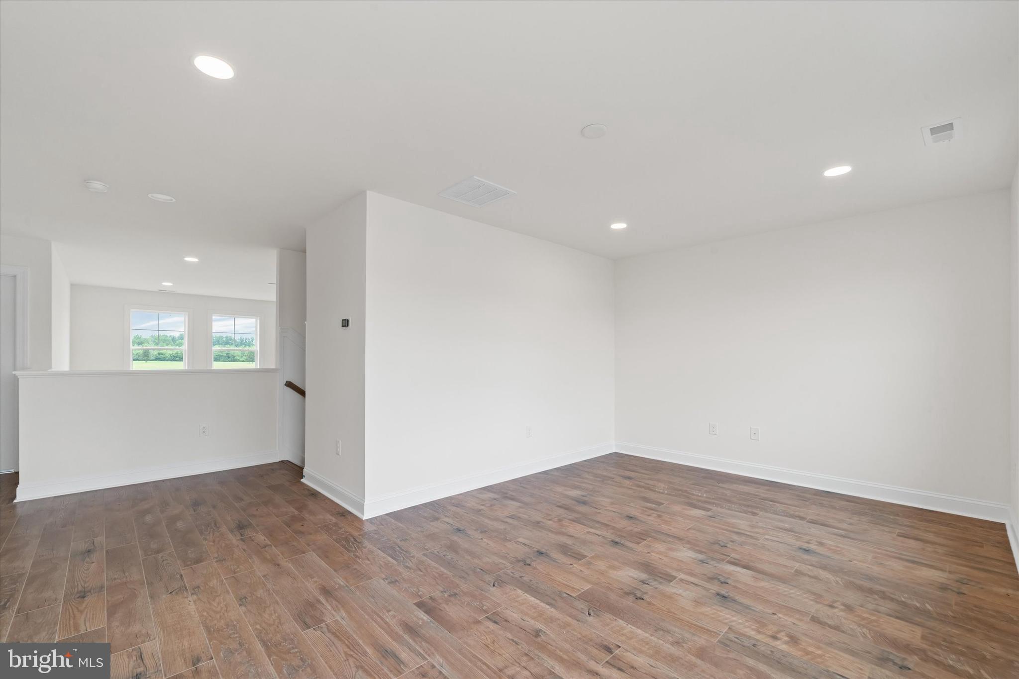 CANAAN WOODS - Residential