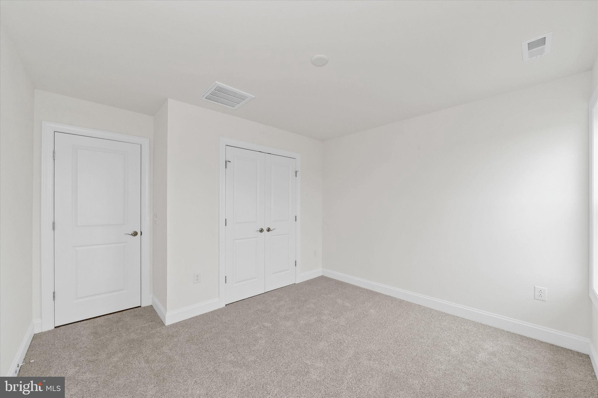 CANAAN WOODS - Residential