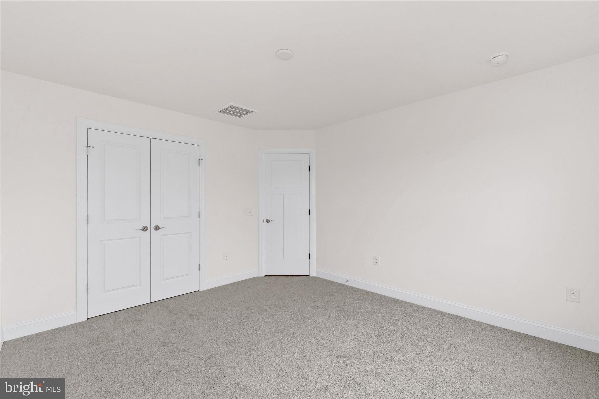 CANAAN WOODS - Residential