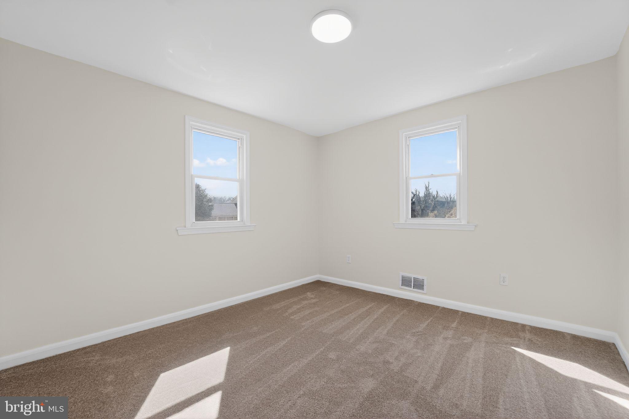 DULANEY VILLAGE - Residential