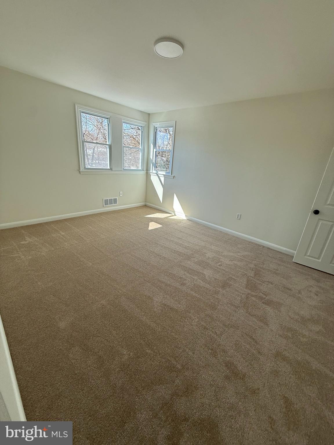 DULANEY VILLAGE - Residential