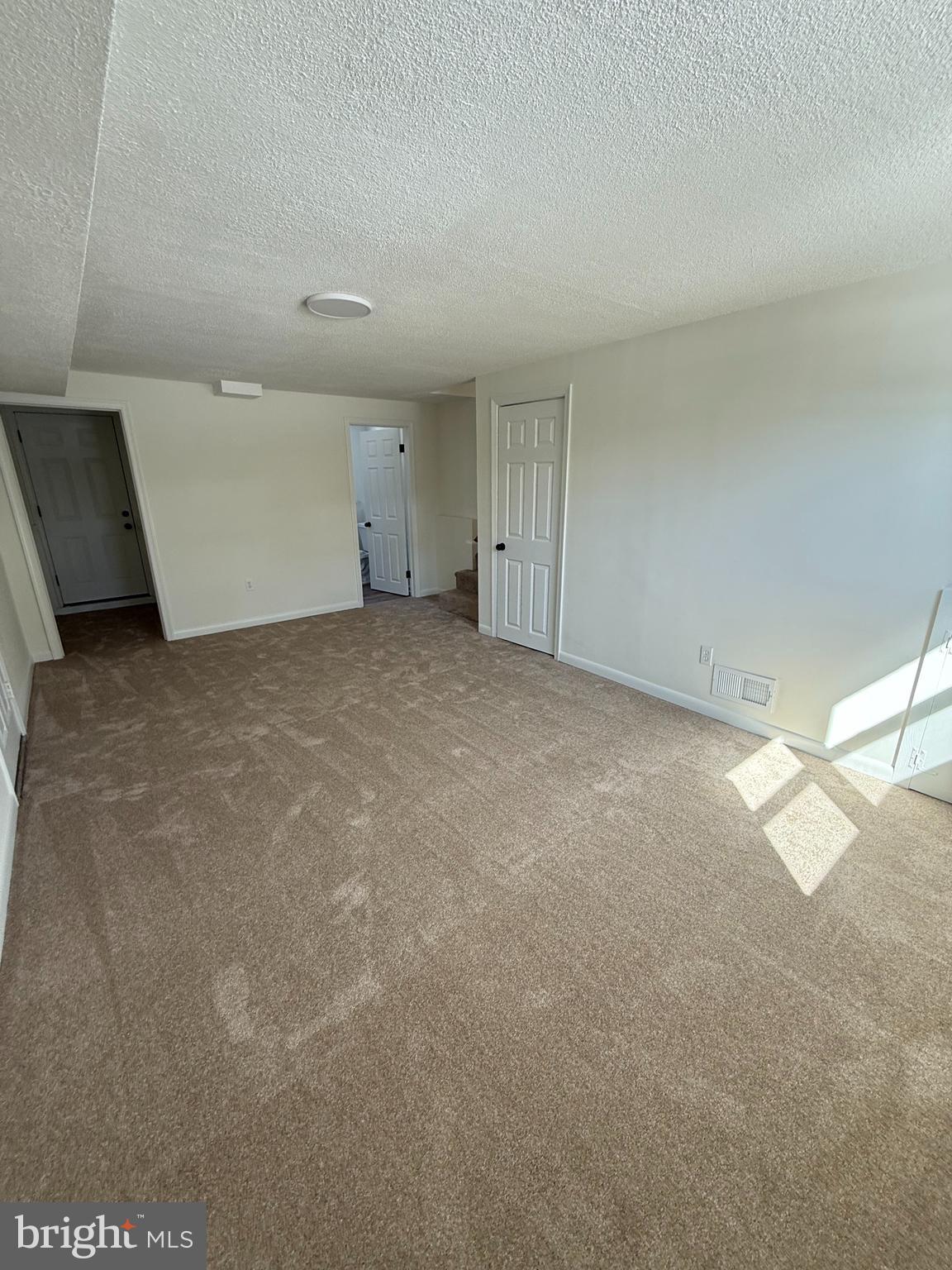 DULANEY VILLAGE - Residential