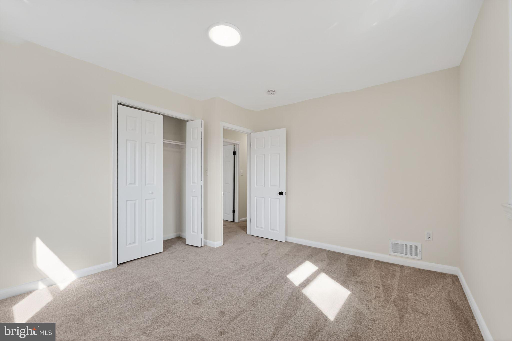 DULANEY VILLAGE - Residential