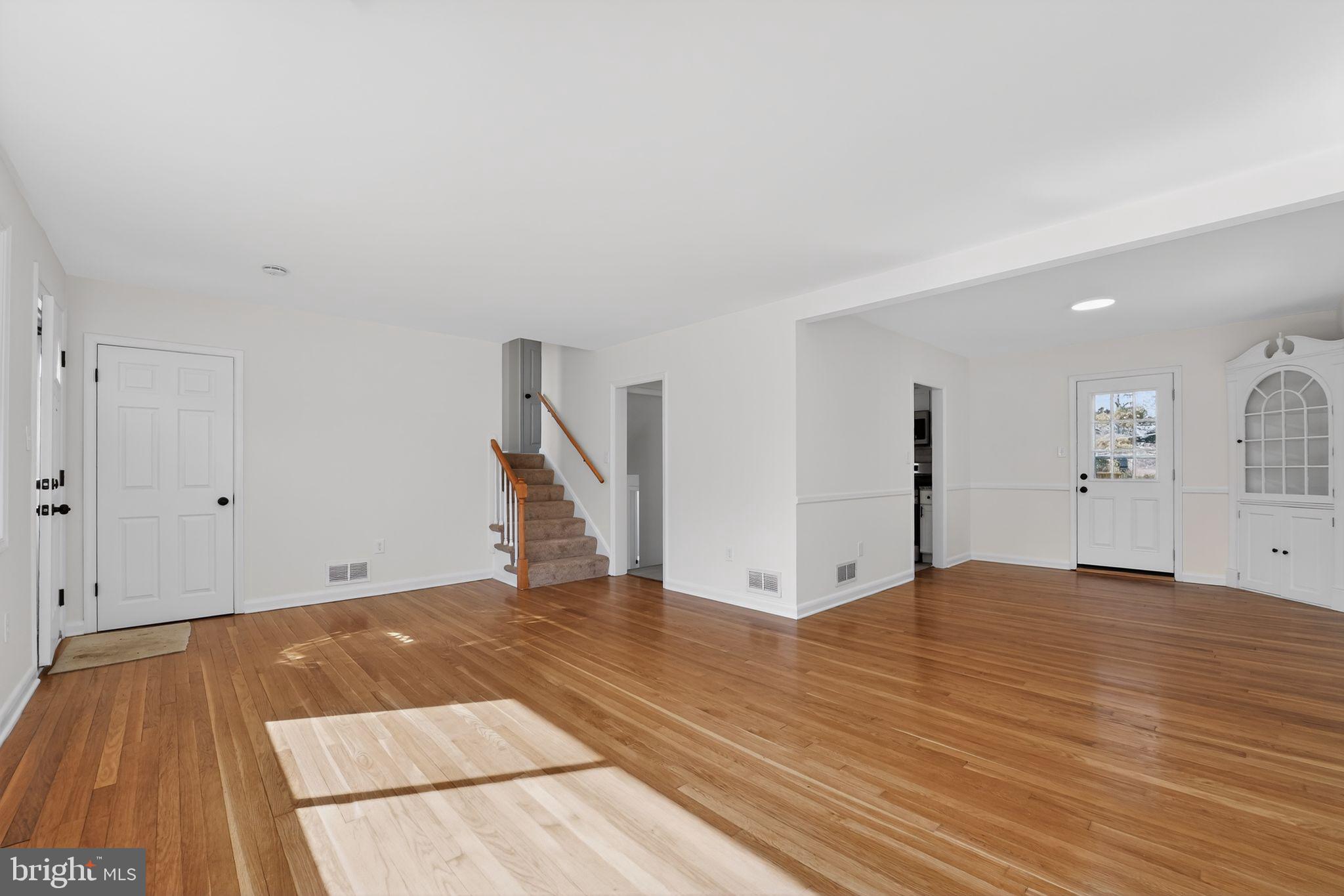 DULANEY VILLAGE - Residential