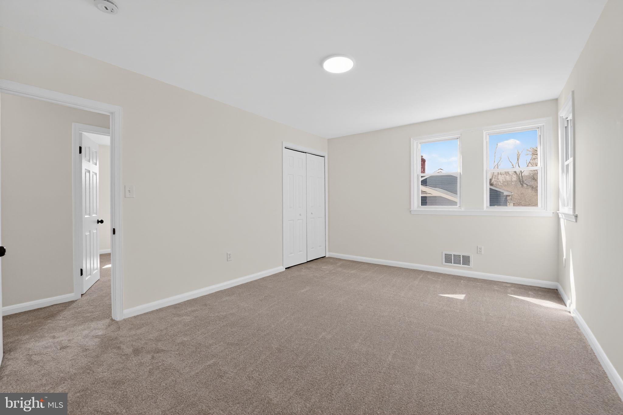 DULANEY VILLAGE - Residential