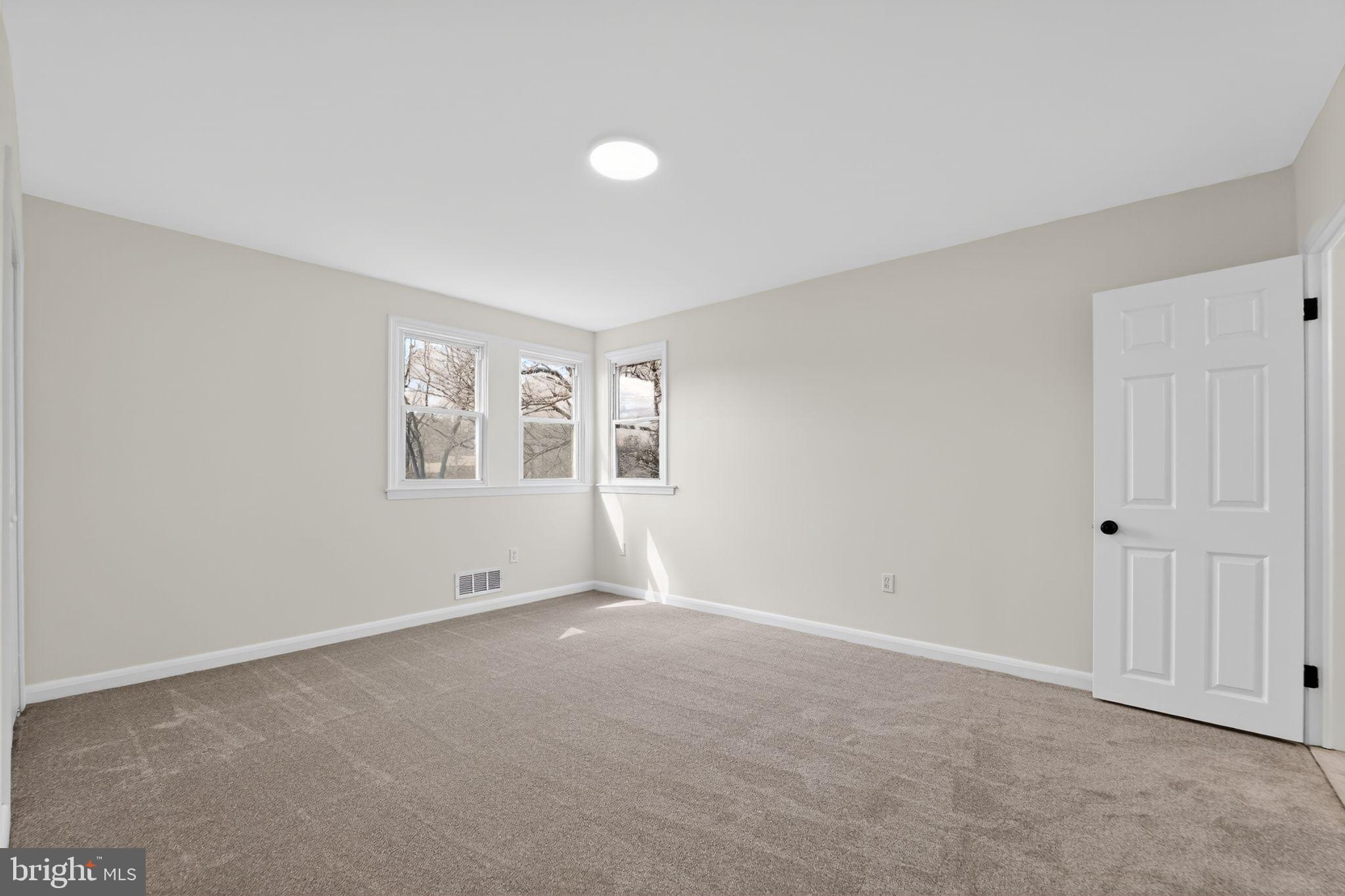 DULANEY VILLAGE - Residential