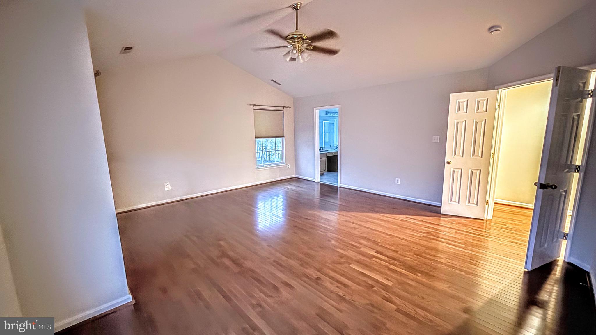 BROADLANDS - Residential