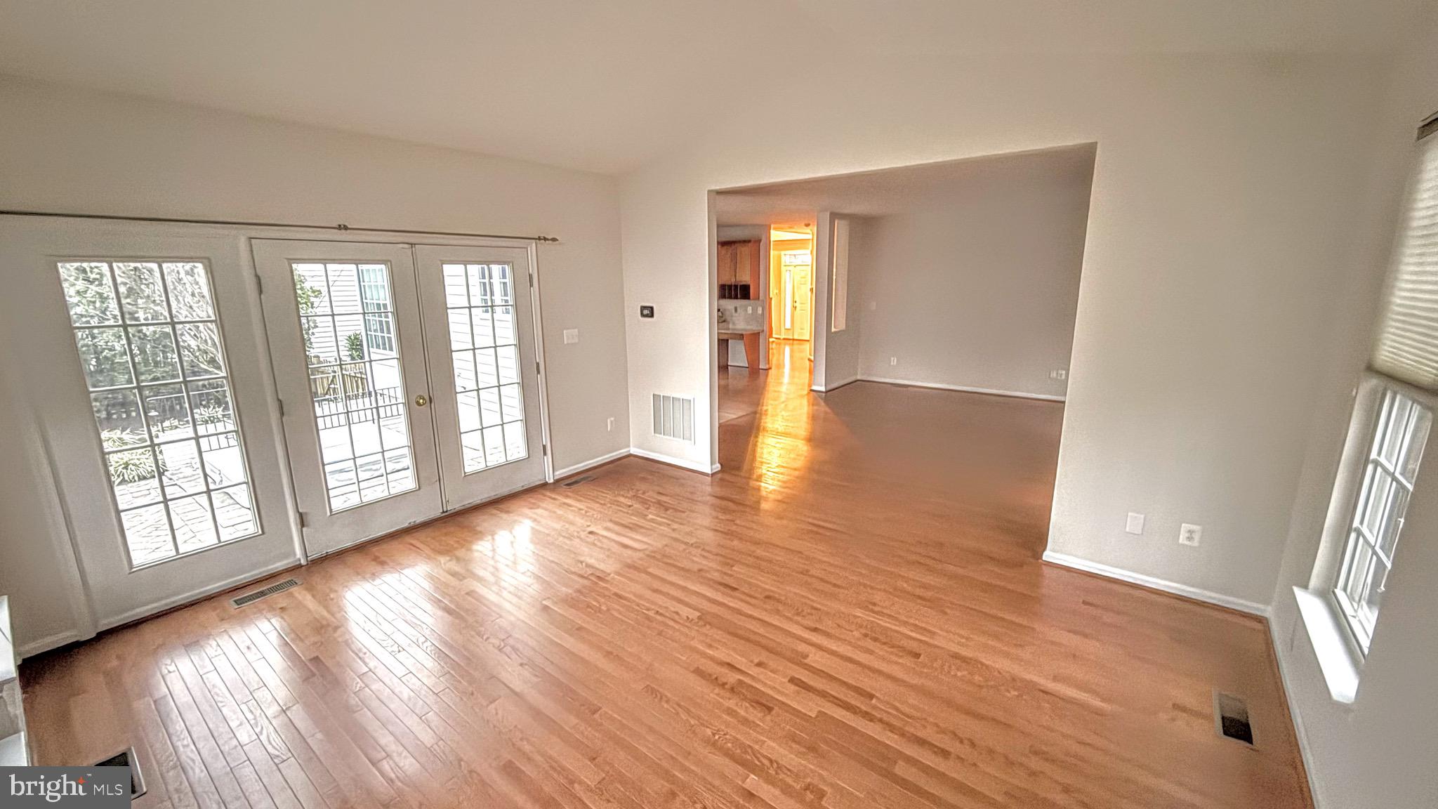 BROADLANDS - Residential