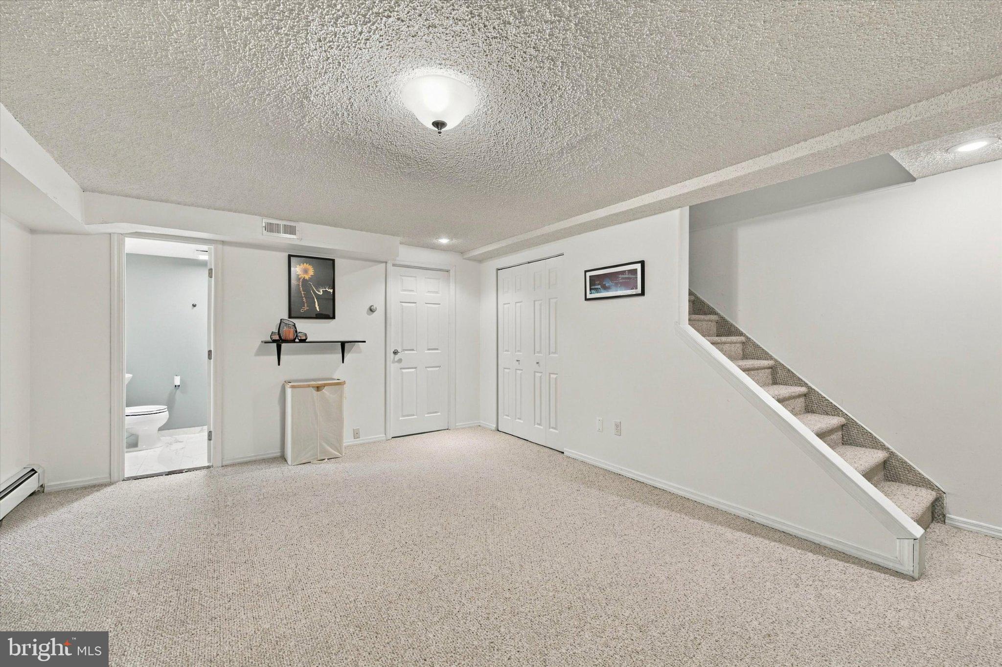 1260 NICOLE LANE