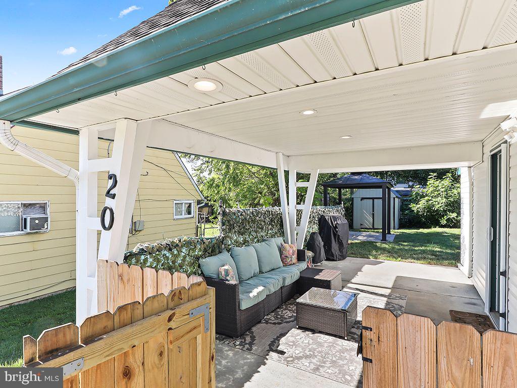20 APPLETREE DRIVE