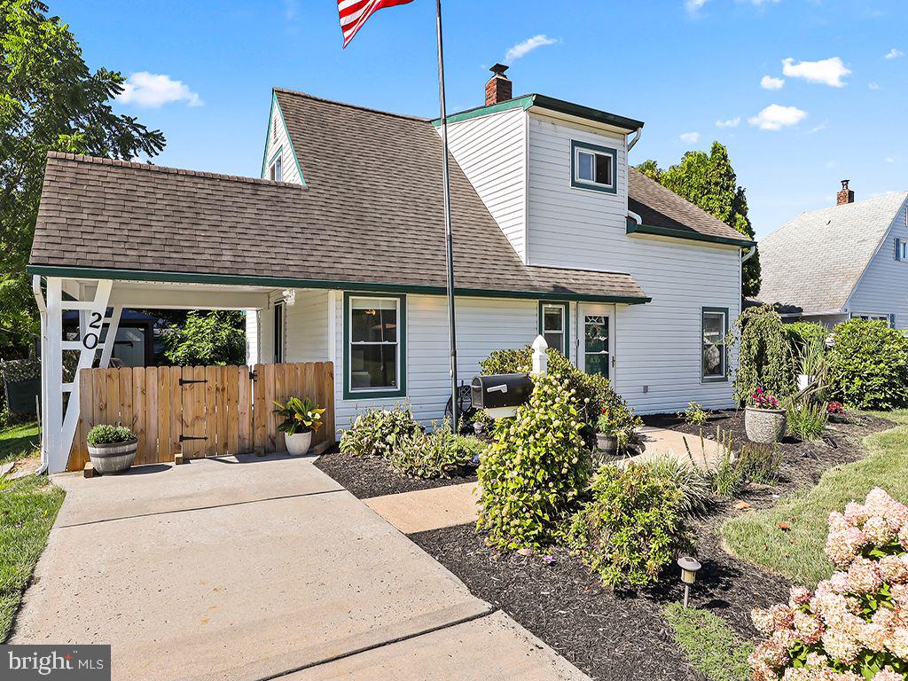20 APPLETREE DRIVE