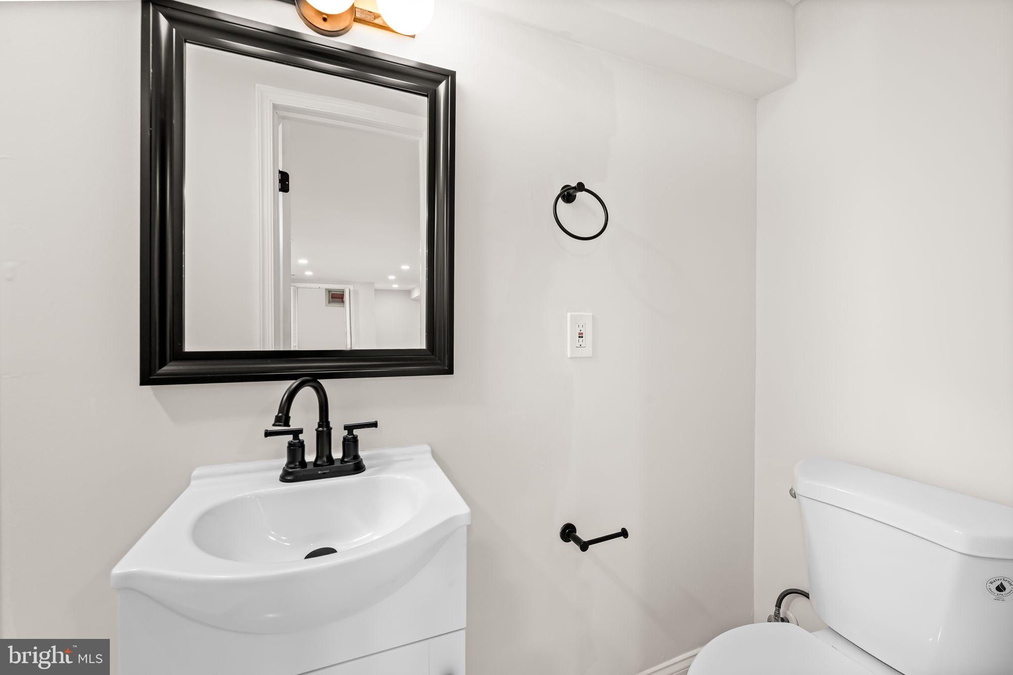 HOLLAND HILL - Residential