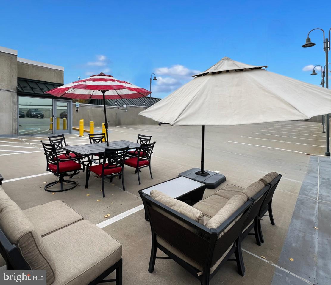 MAXWELL PLACE - Residential