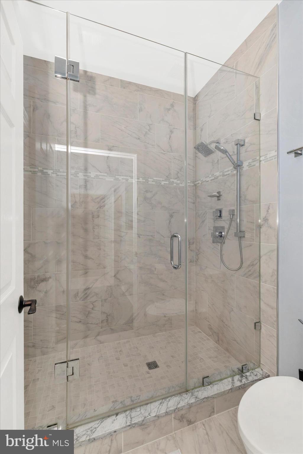 MAXWELL PLACE - Residential