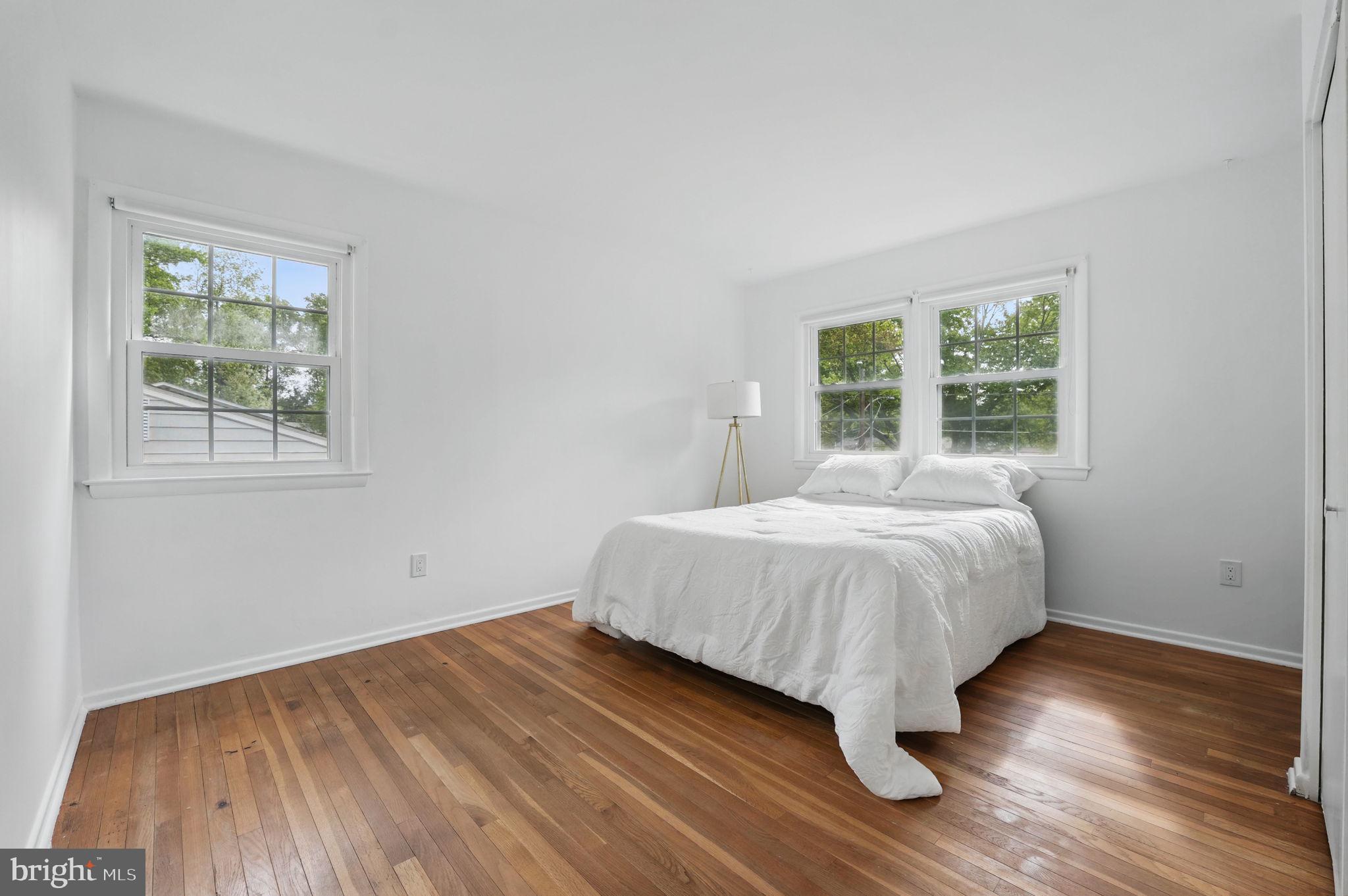 STONEWALL MANOR - Residential