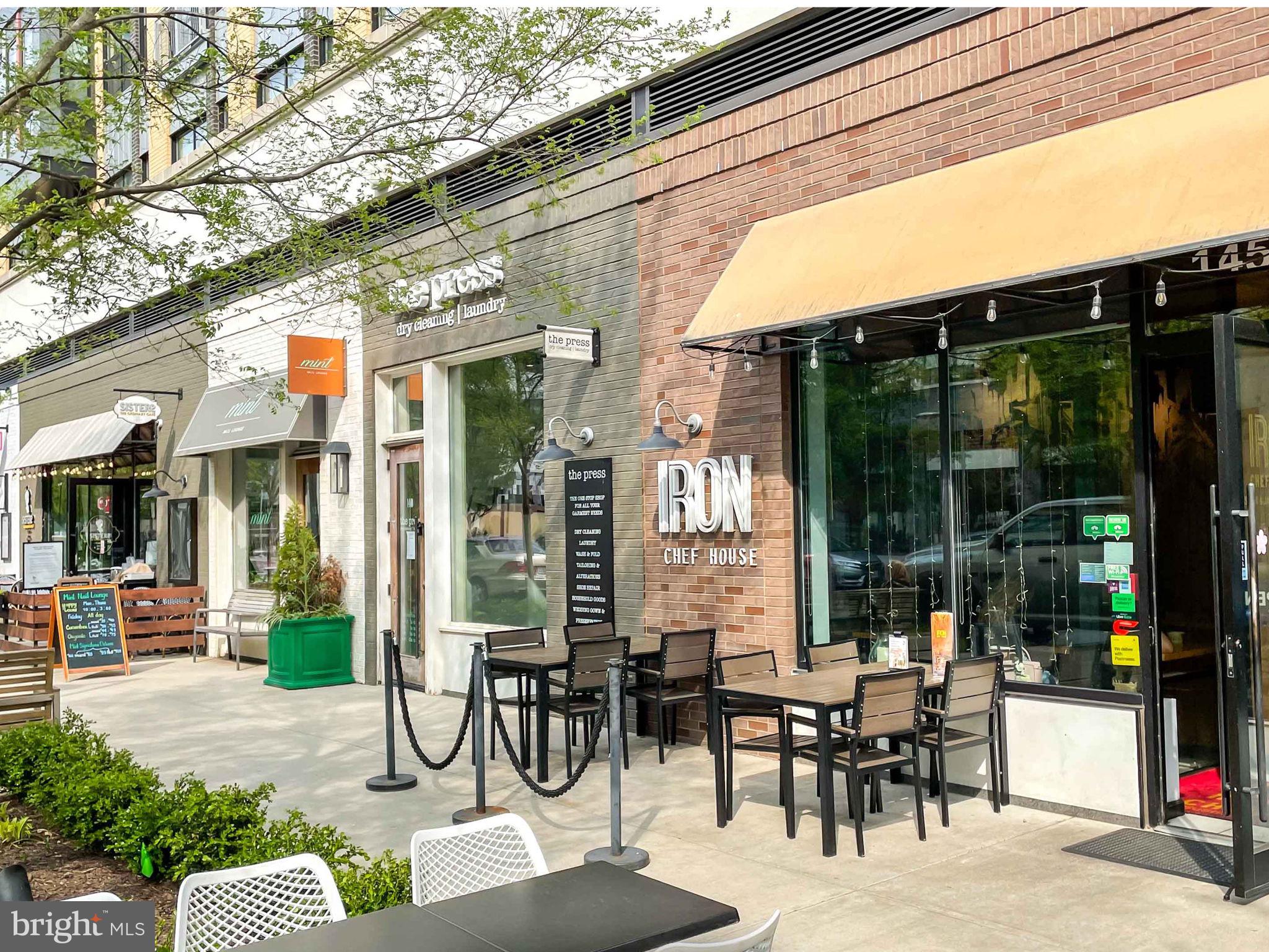 STONEWALL MANOR - Residential