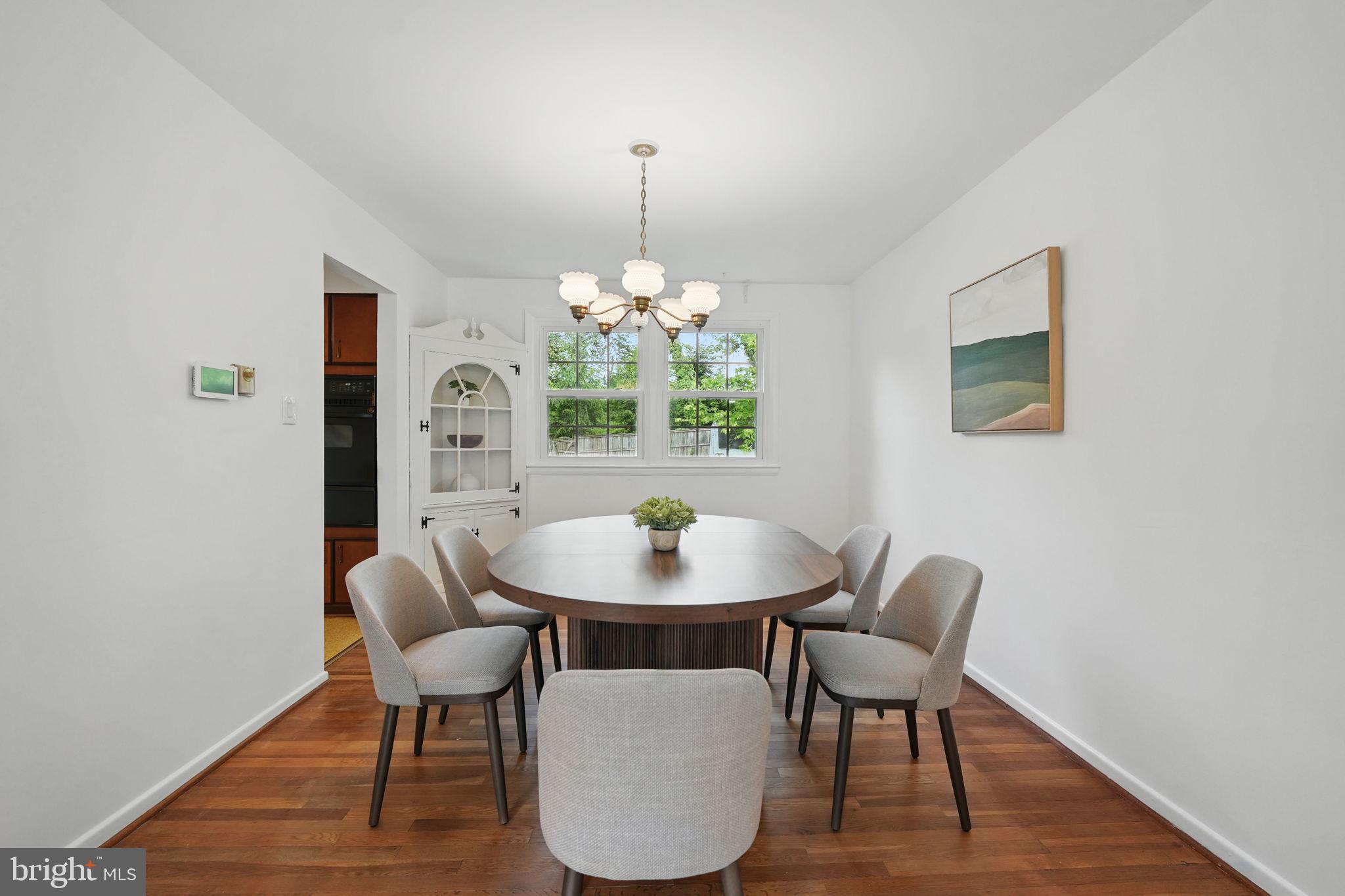 STONEWALL MANOR - Residential