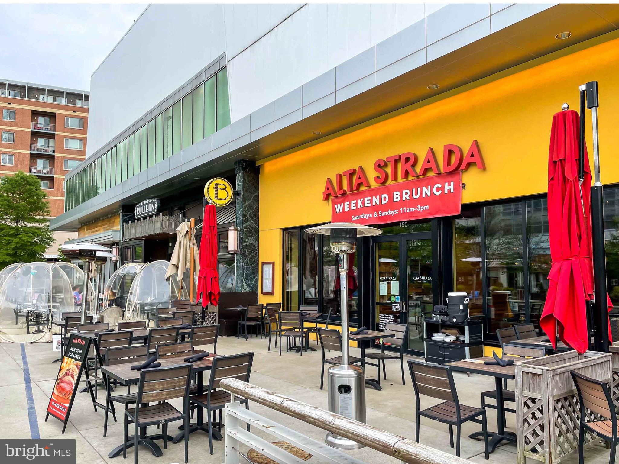 STONEWALL MANOR - Residential